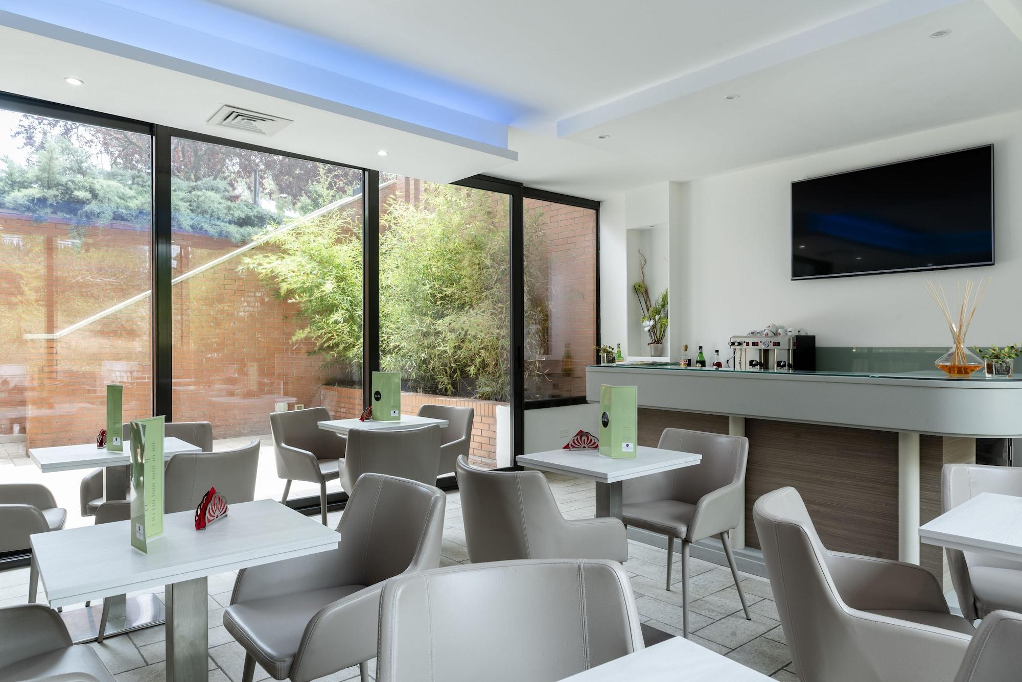 Bar/Salón Hotel Executive