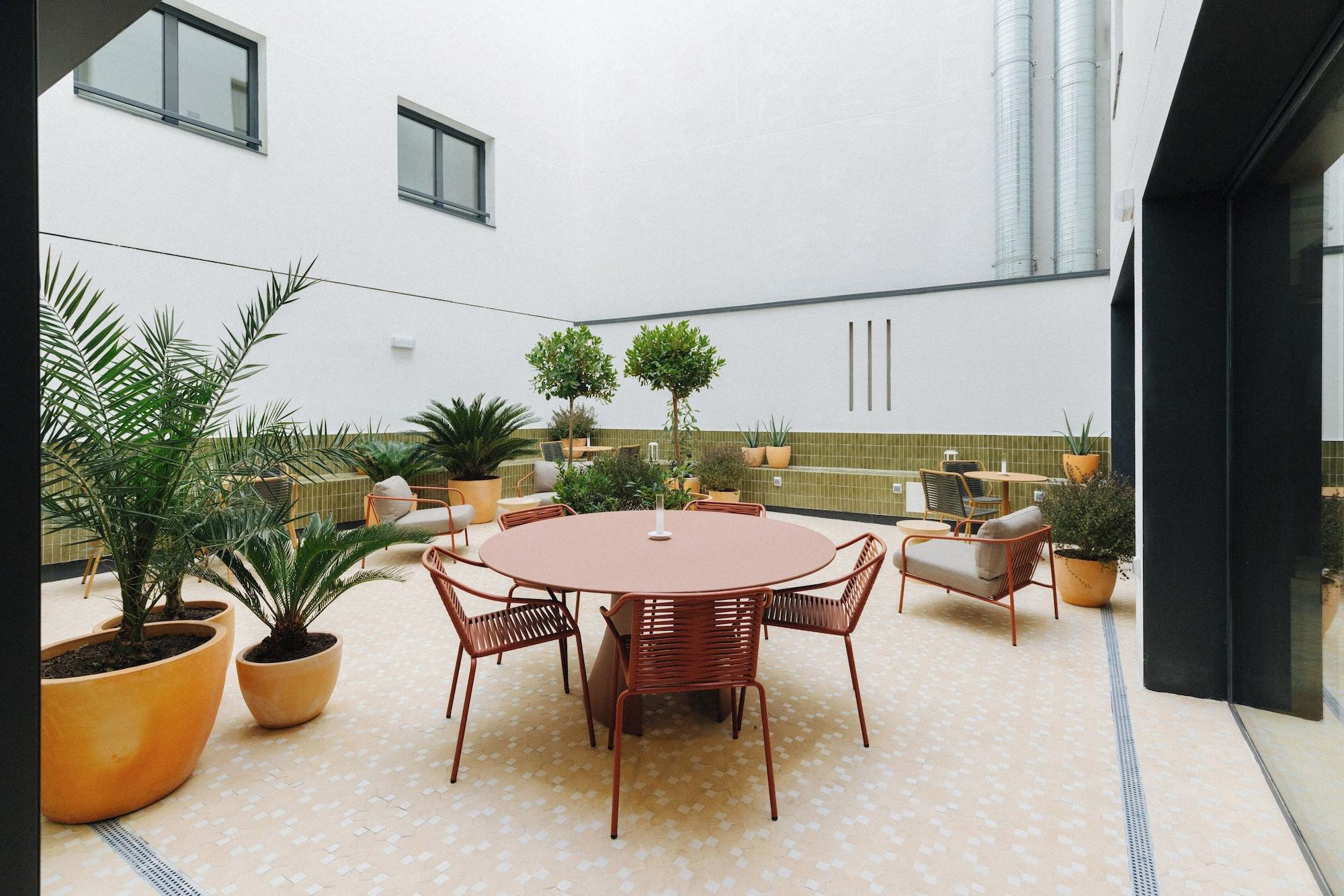 Equipamiento de Habitación Atipico Madrid