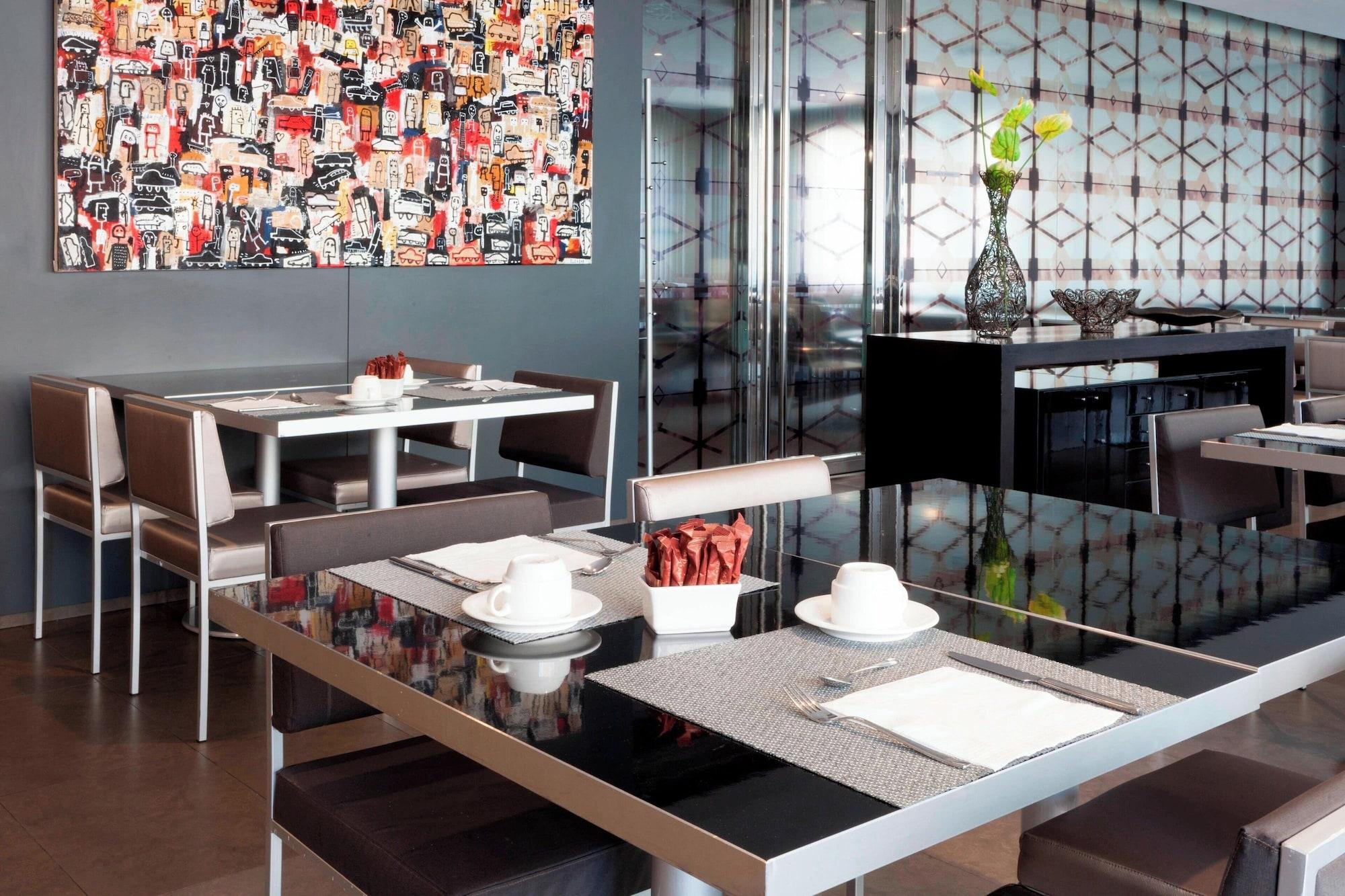 Restaurant AC Hotel Elda by Marriott
