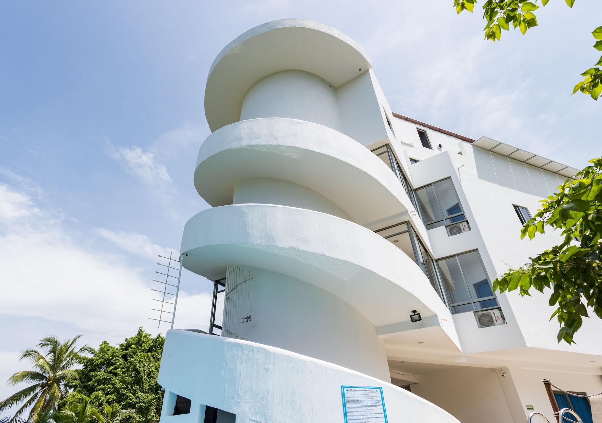 Vista Exterior La Loma Suites