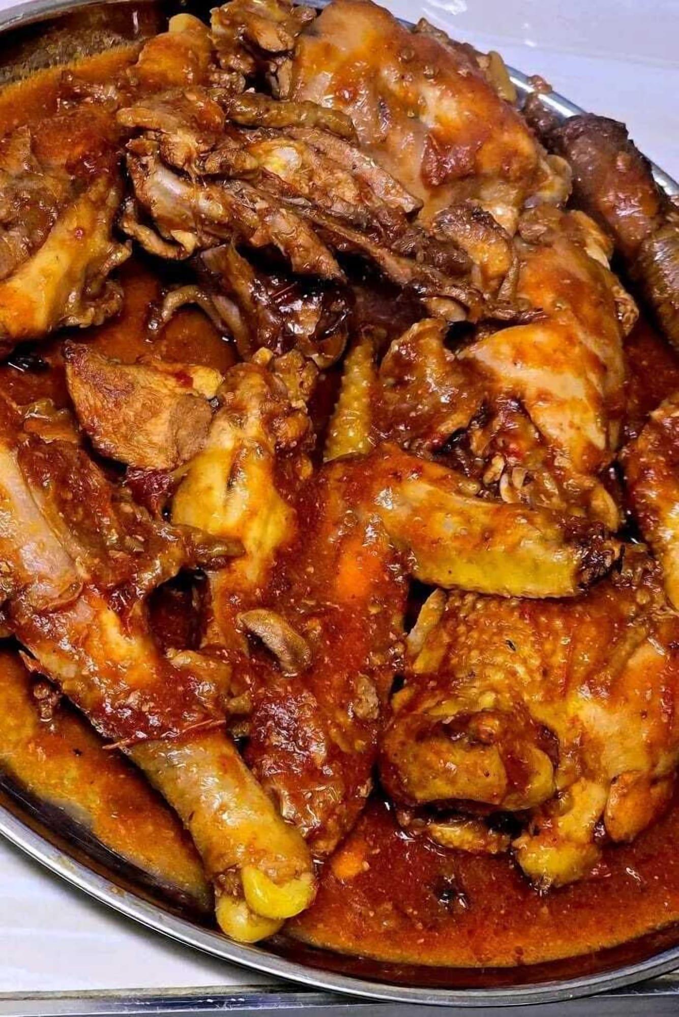 Restaurant kuwetu resort and conference