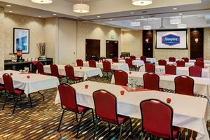 Alojamiento - Hampton Inn by Hilton Winnipeg Airport/Polo Park