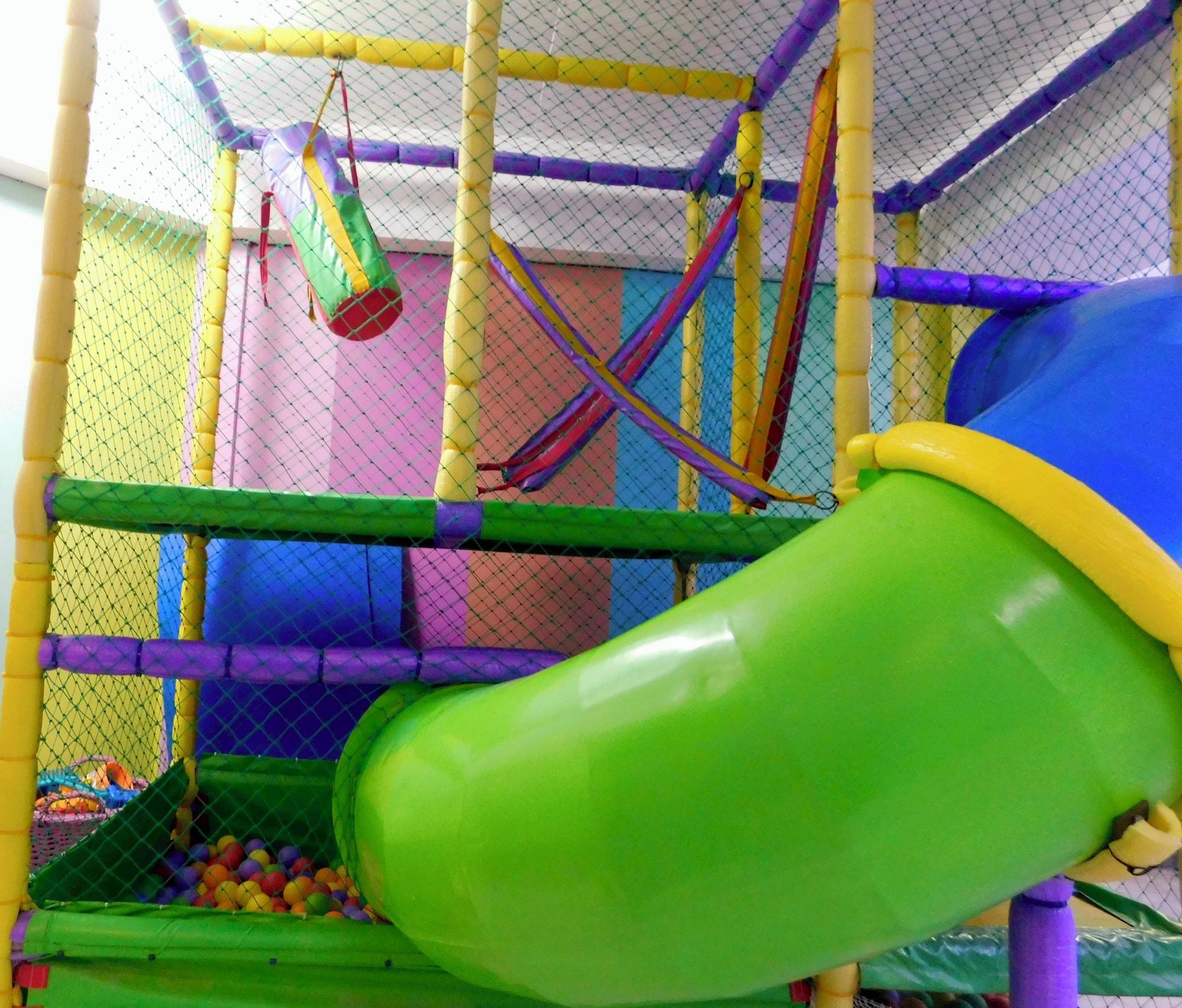 Instalaciones Recreativas Torrecillas Carilo