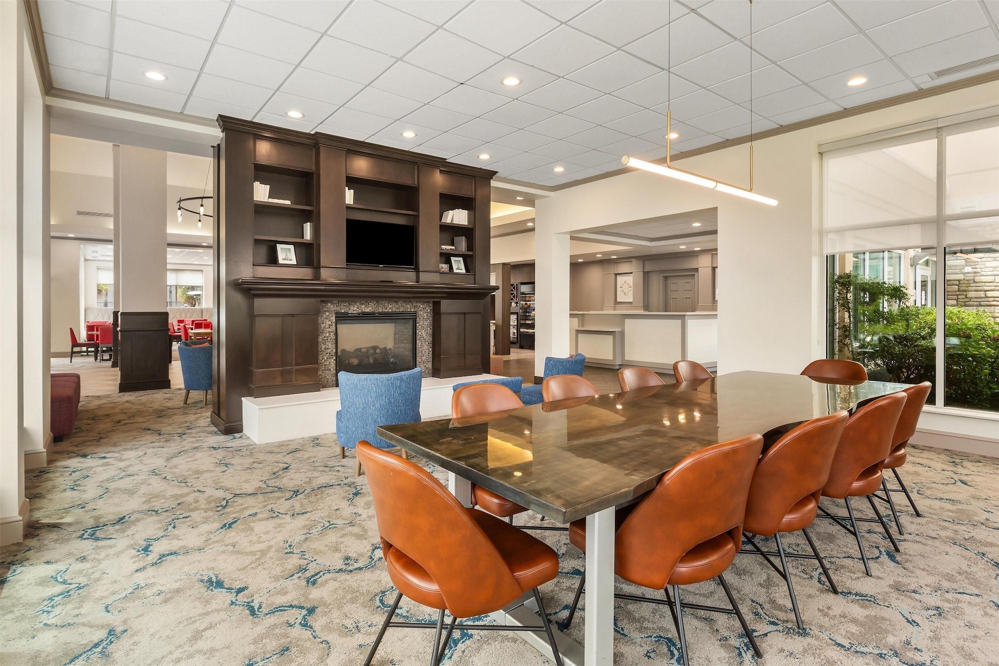 Vista Lobby Hilton Garden Inn Atlanta Airport North