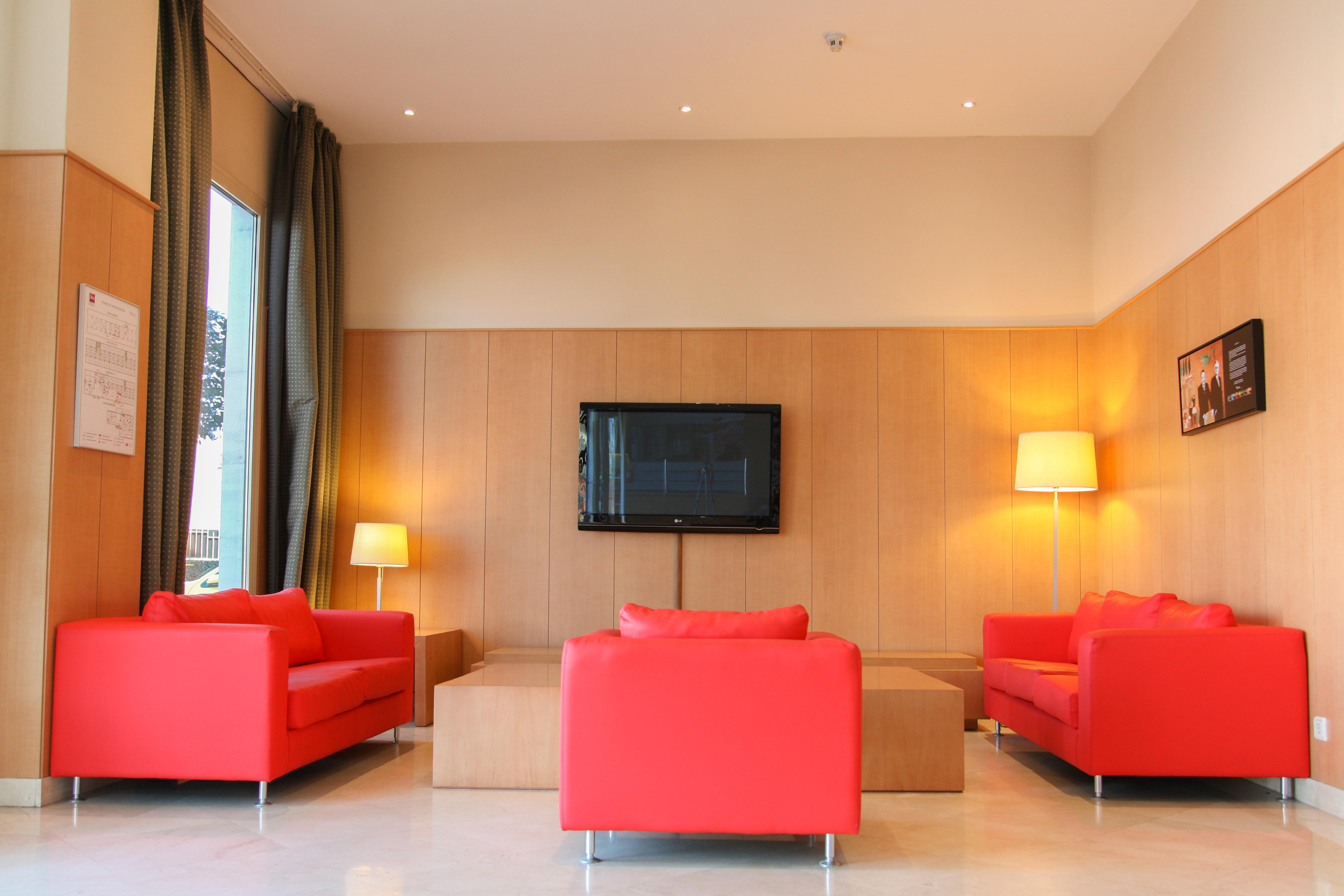 Vista Lobby Hotel ibis Madrid Arganda