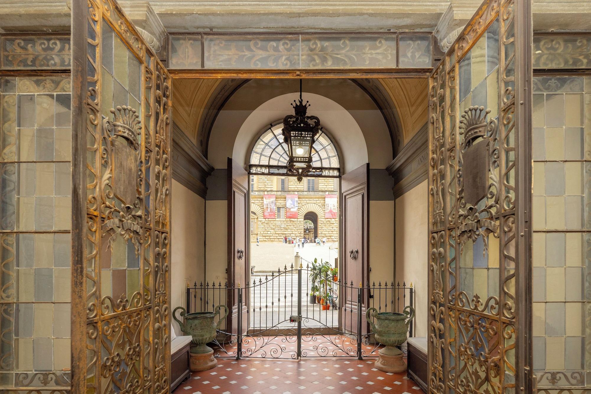 Vista Exterior Pitti Suite 13 residenza d'epoca