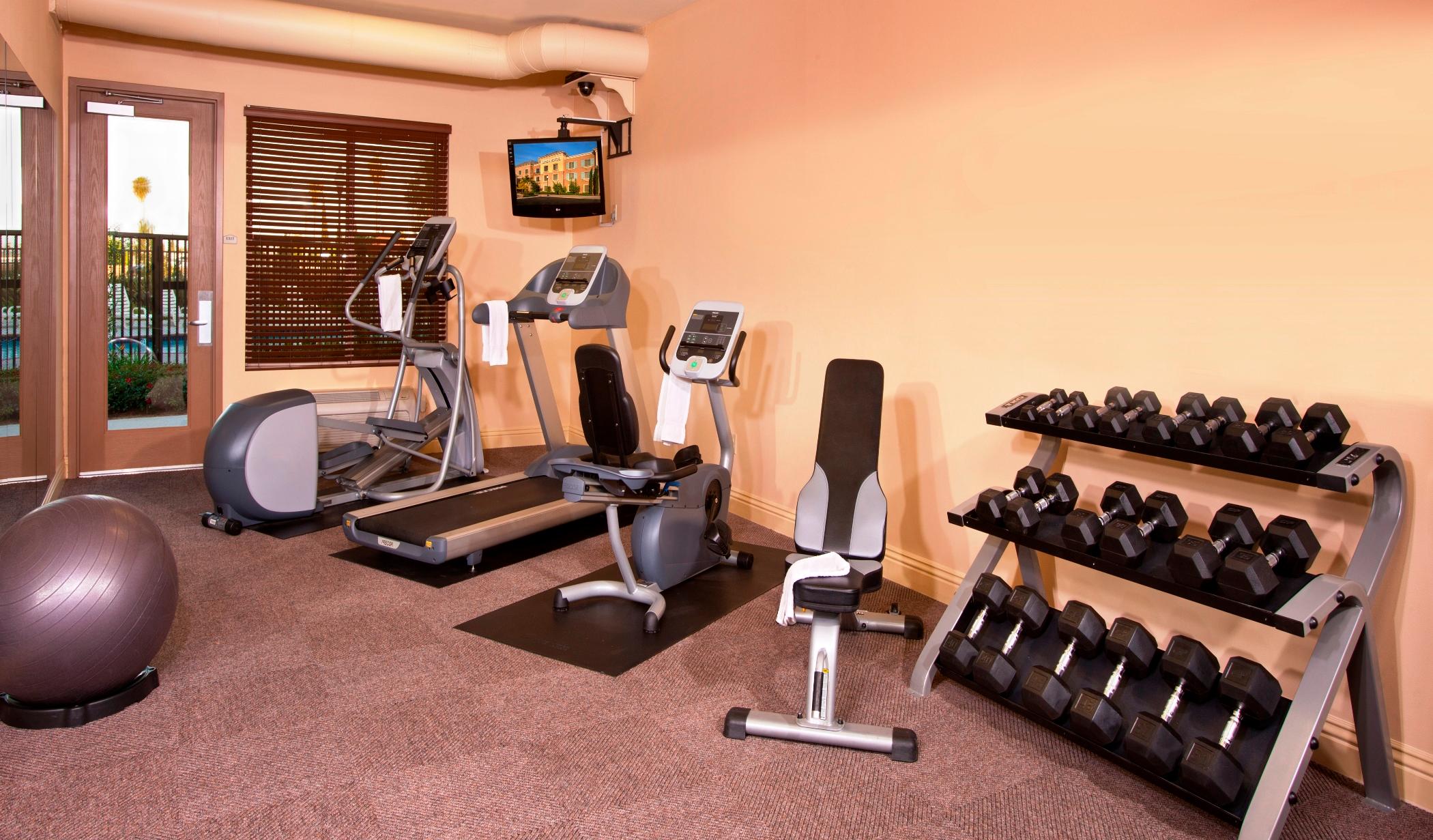 Instalaciones Recreativas Ayres Hotel Chino Hills