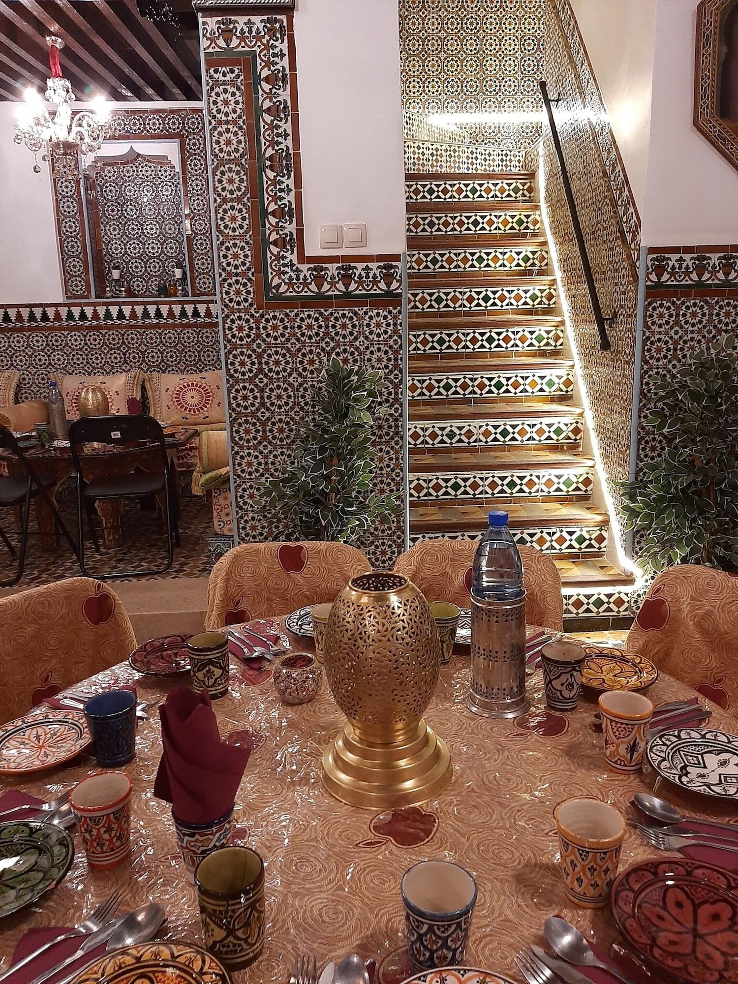 Salón de Baile Riad las Mil y una Noches Tetuán