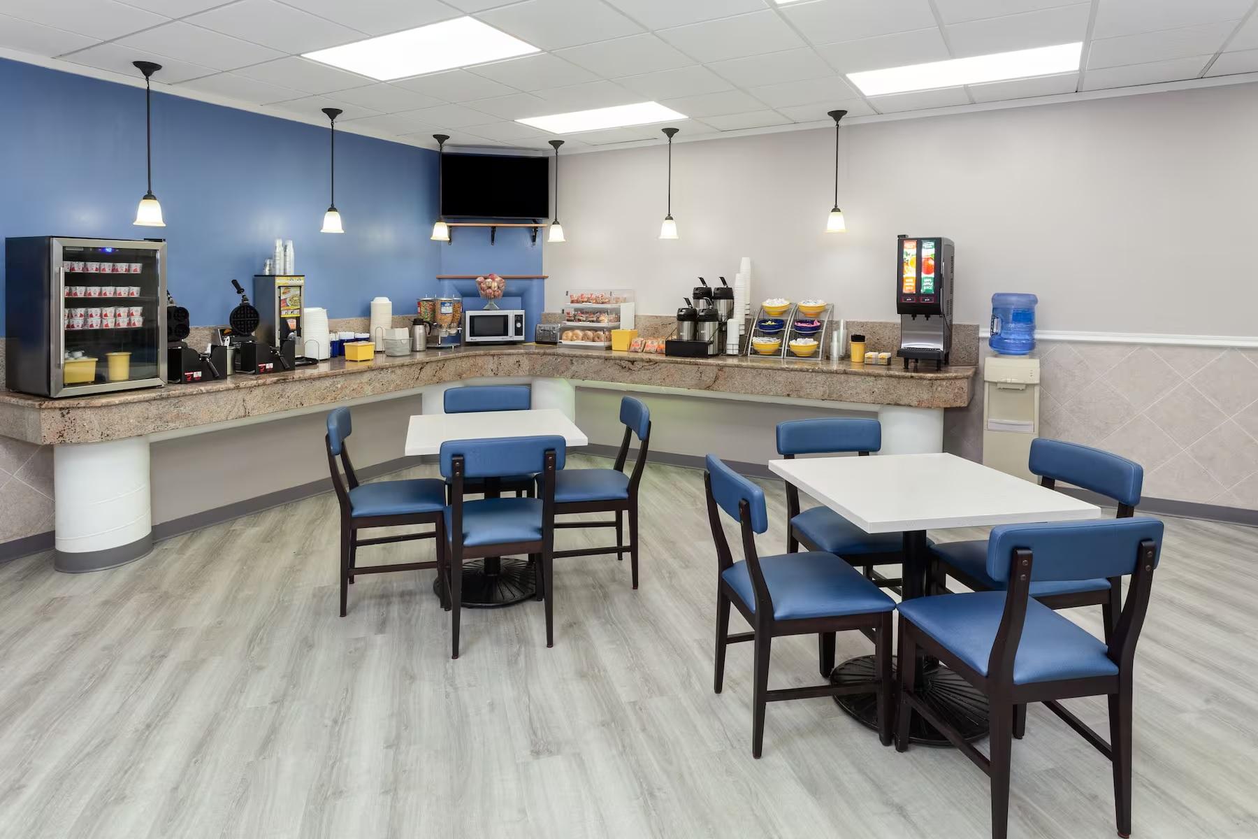 Restaurant Days Inn by Wyndham Melbourne