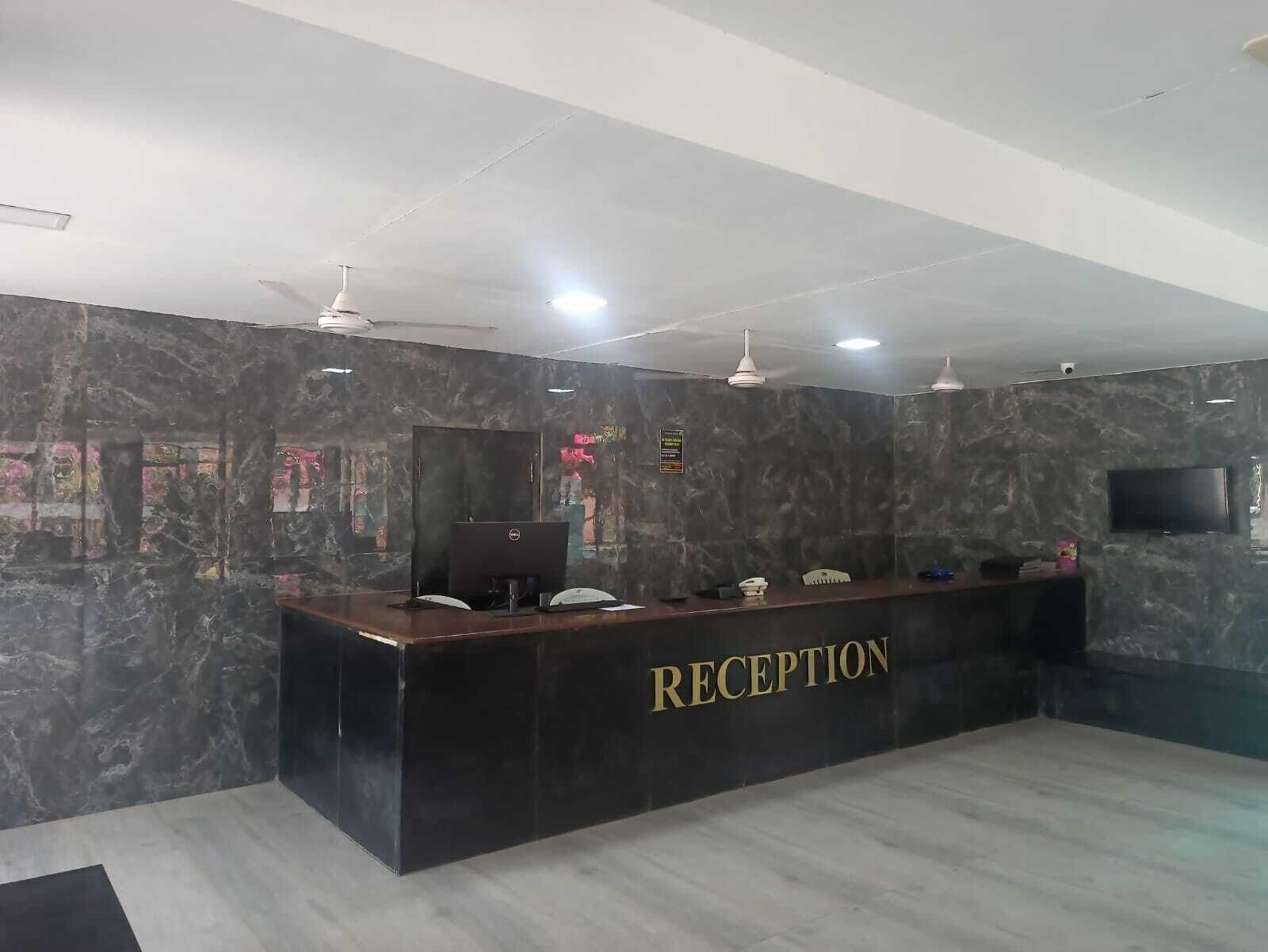 Vista Lobby Golden Sun Beach Resort