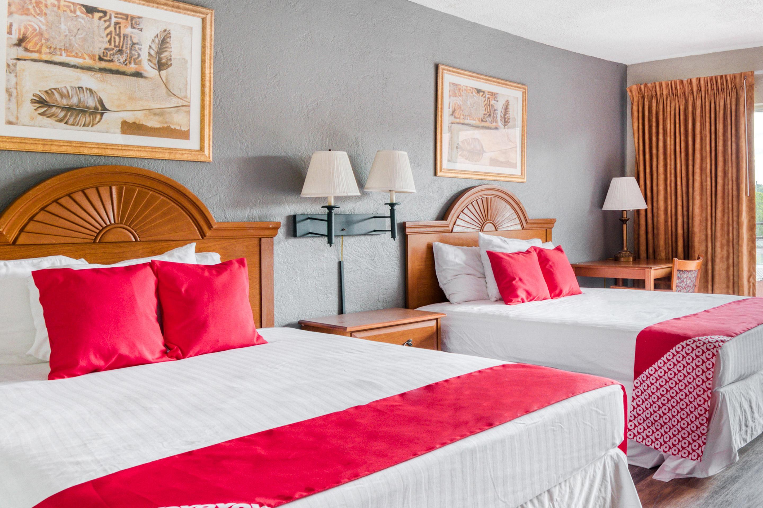 Habitación OYO Hotel Mustang Silverspring FL