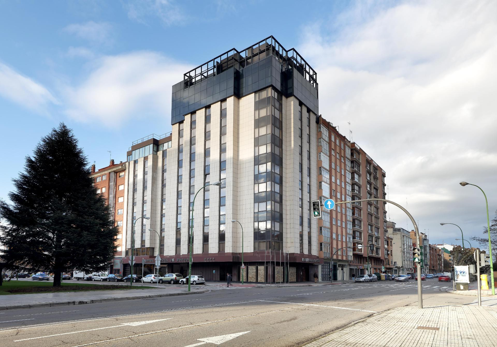 Vista Exterior Crisol Puerta de Burgos
