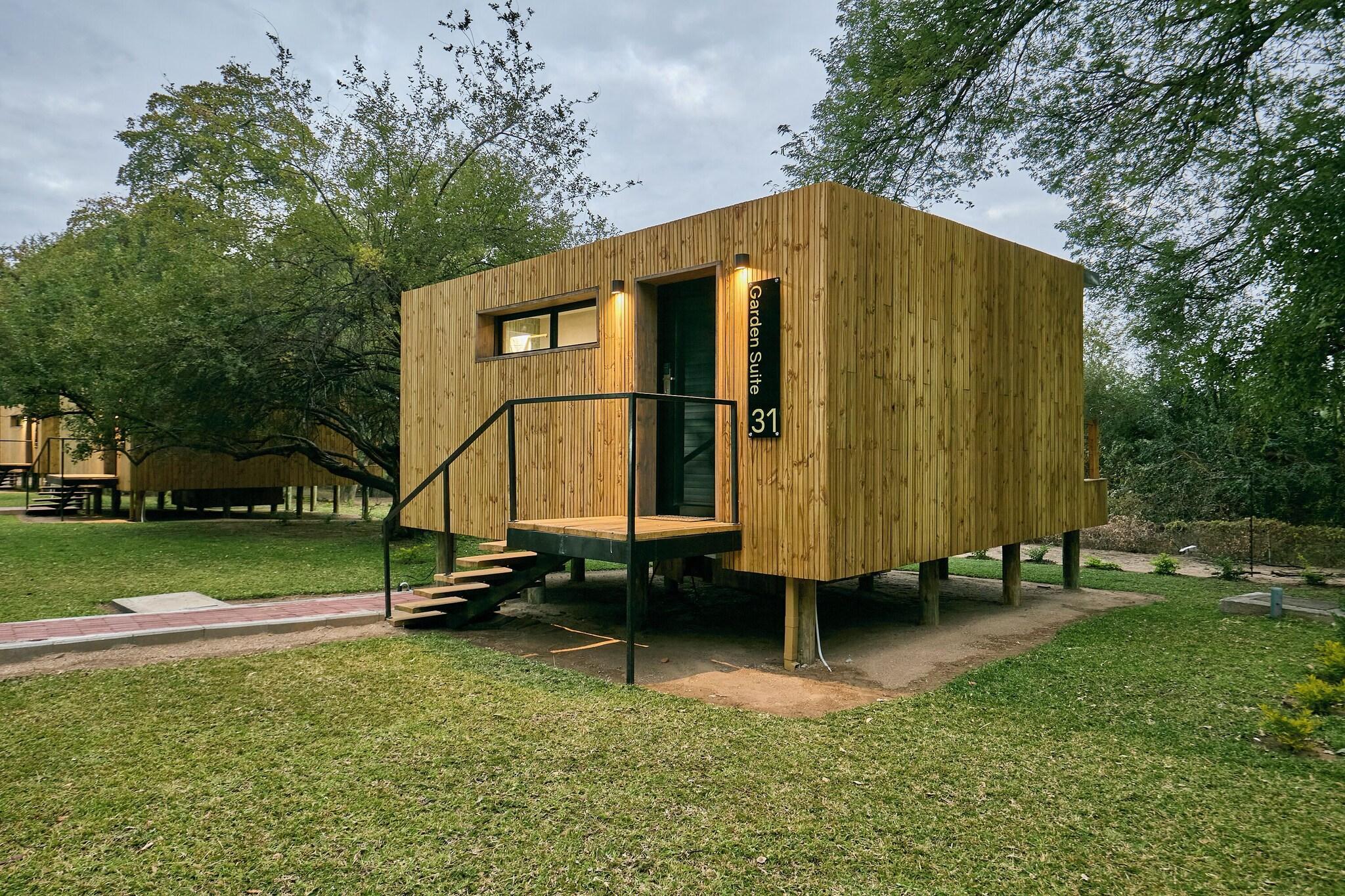 Vista Exterior Cresta Marang Gardens