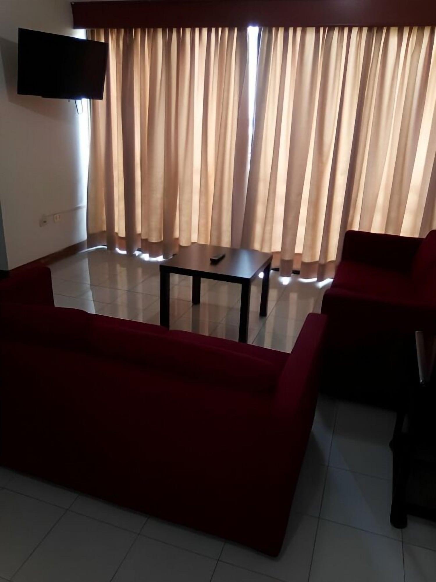 Comodidades del Alojamiento Hotel Cuarta Avenida