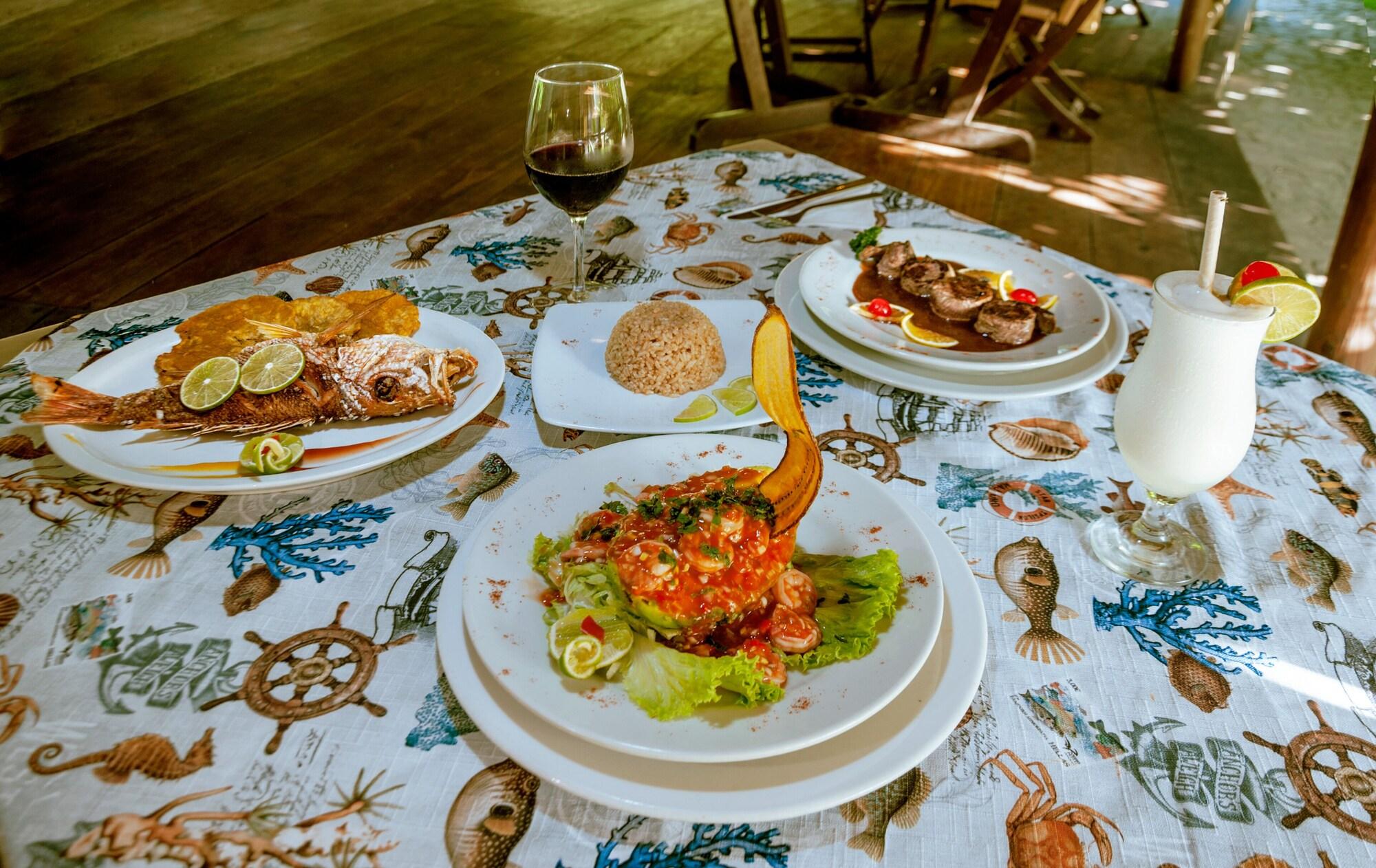Restaurant Cabañas Tequendama Parque Tayrona