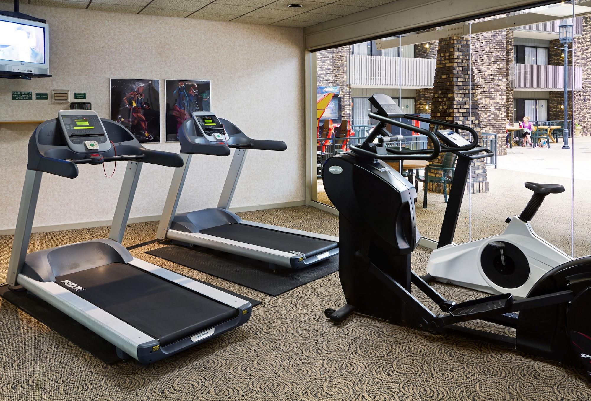 Gimnasio Bismarck Hotel and Conference Center