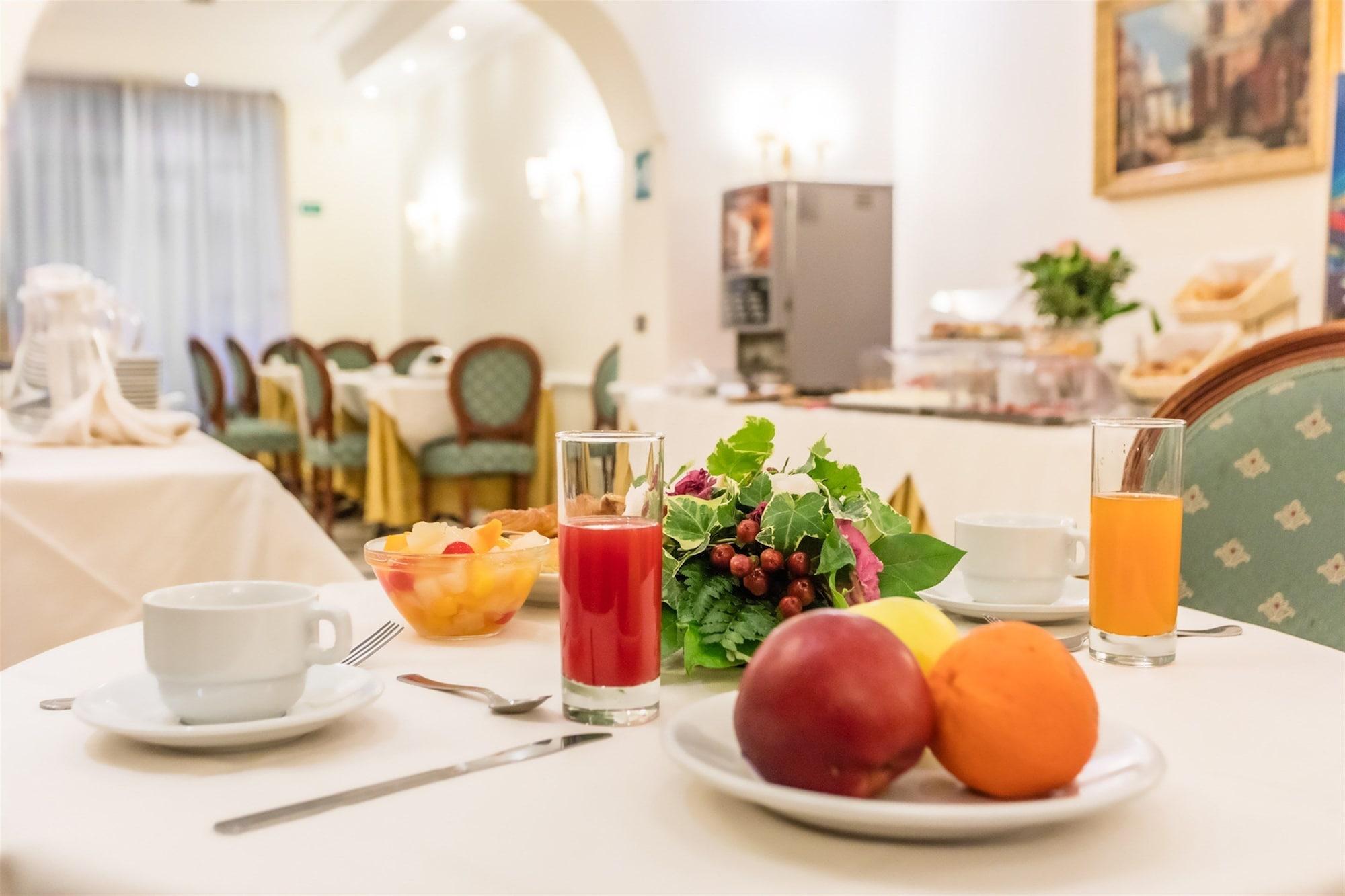 Restaurant Raeli Hotel Archimede