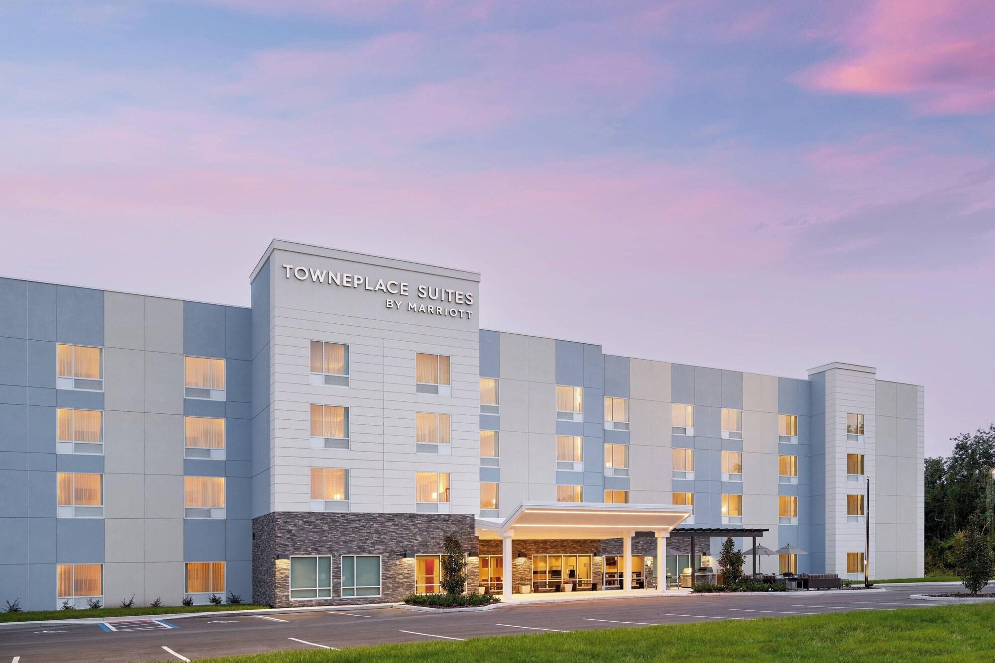 Varios TownePlace Suites by Marriott Leesburg