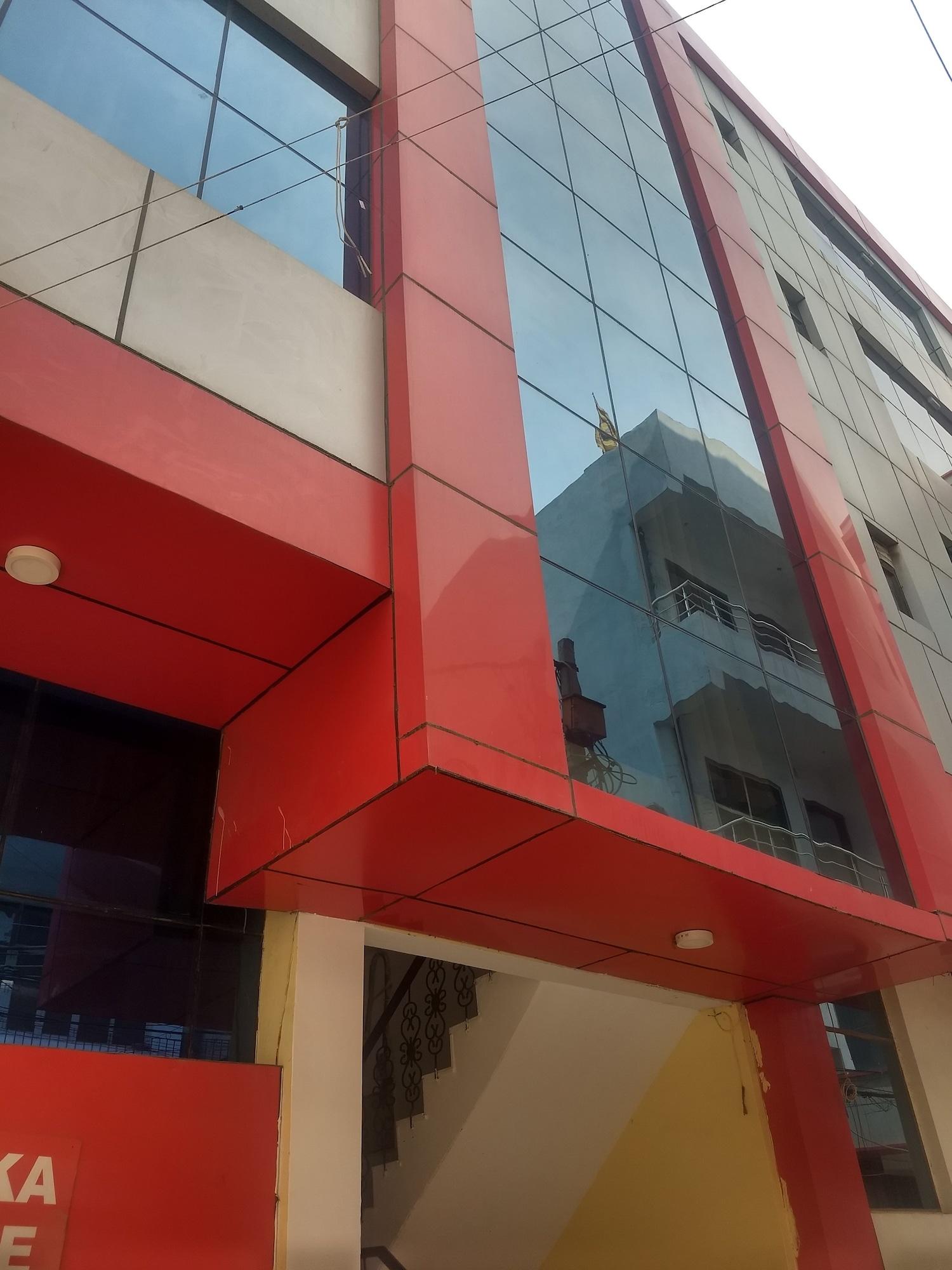 Varios SRM Hotel Ashoka Palace