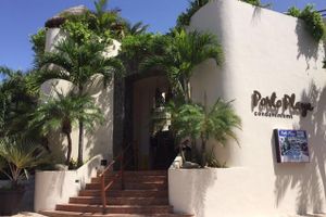 Alojamiento - Porto Playa Condo Hotel and Beach Club