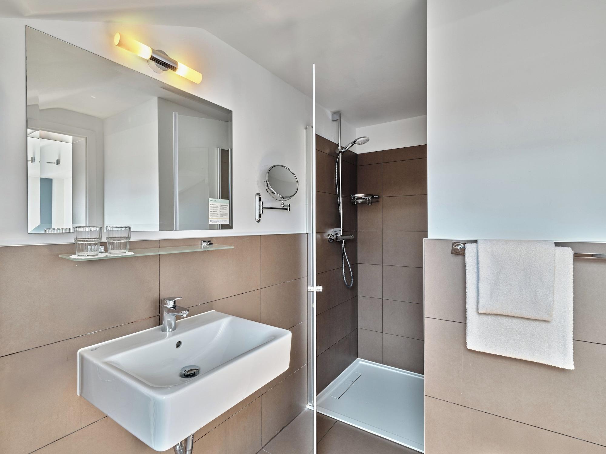 Equipamiento de Habitación Garner Hotel Berlin - Schöneberg by IHG
