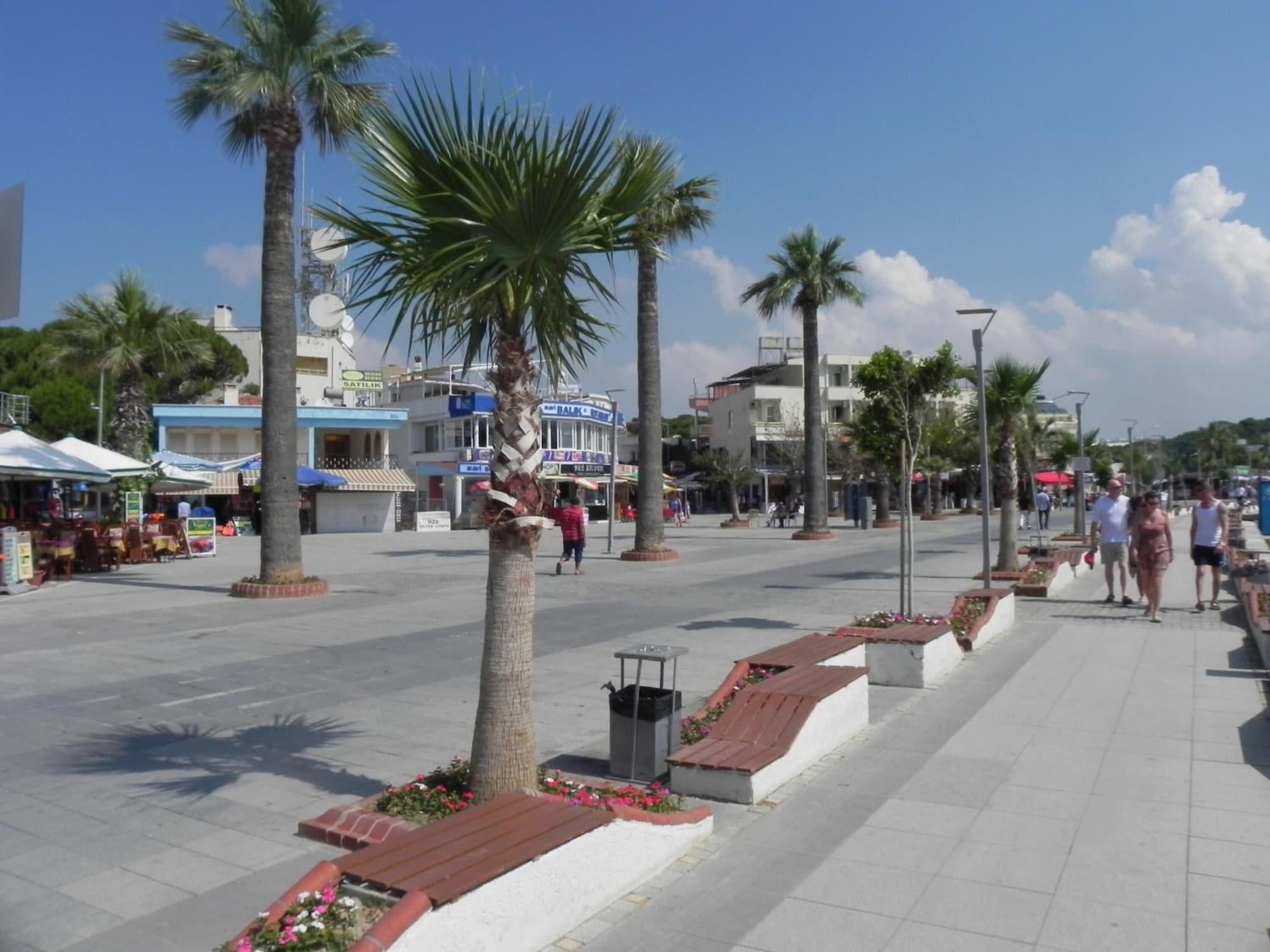 Varios Evin Otel