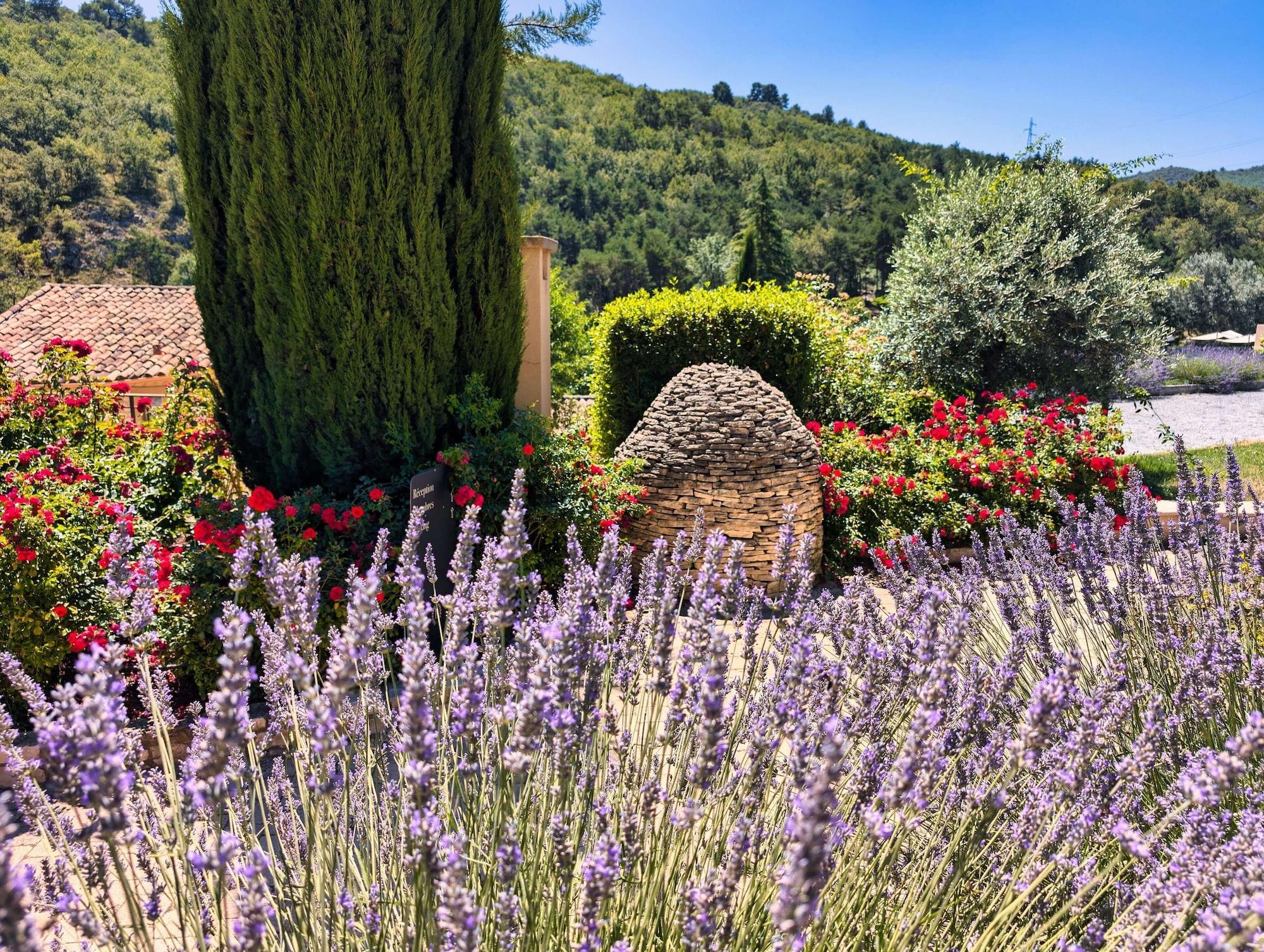 Vista Lobby Domaine Ribiera, Hotel 5 Etoiles, SPA & Golf - Forcalquier