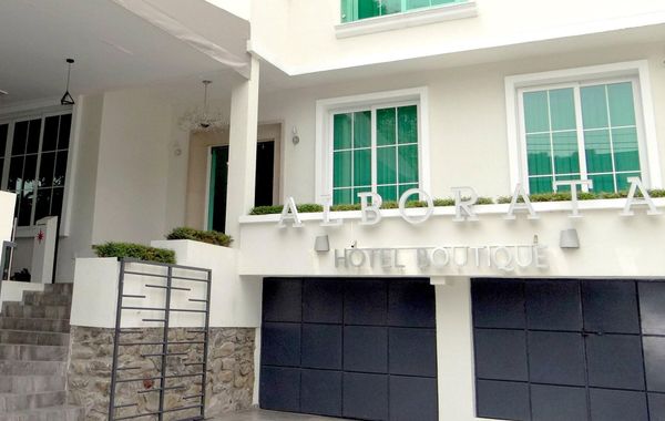 Alborata Hotel Boutique - Hoteles cerca de La Minerva en Guadalajara