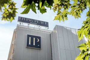 Alojamiento - Living Place Hotel