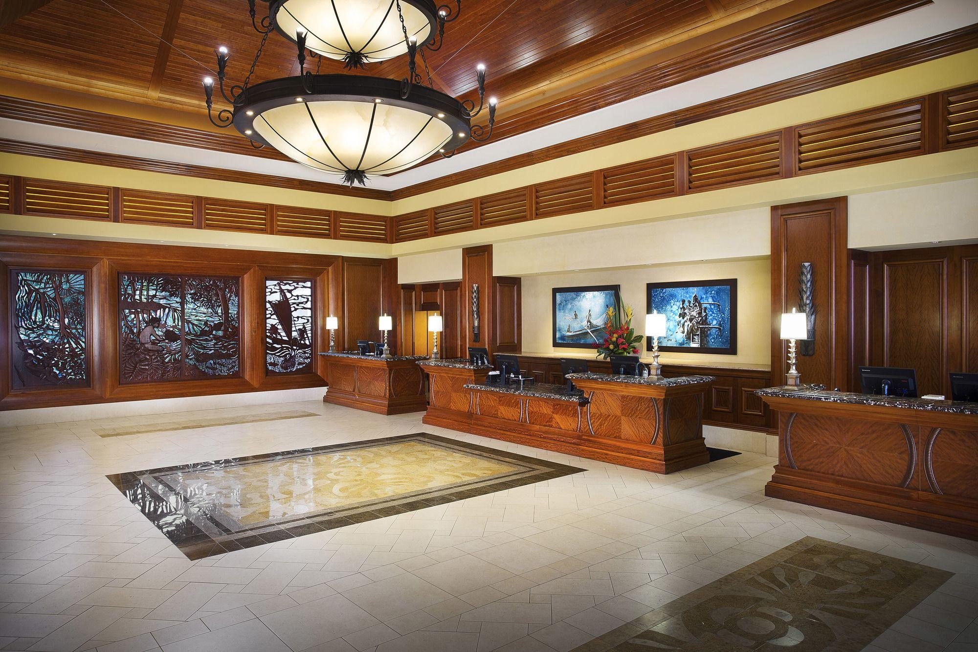 Vista Lobby Grand Waikikian Suites by Hilton Grand Vacations