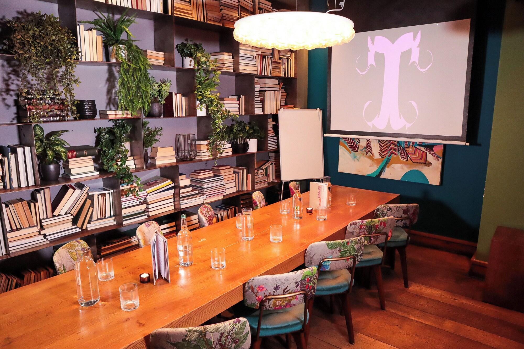 Sala de Reuniones Tigerlily