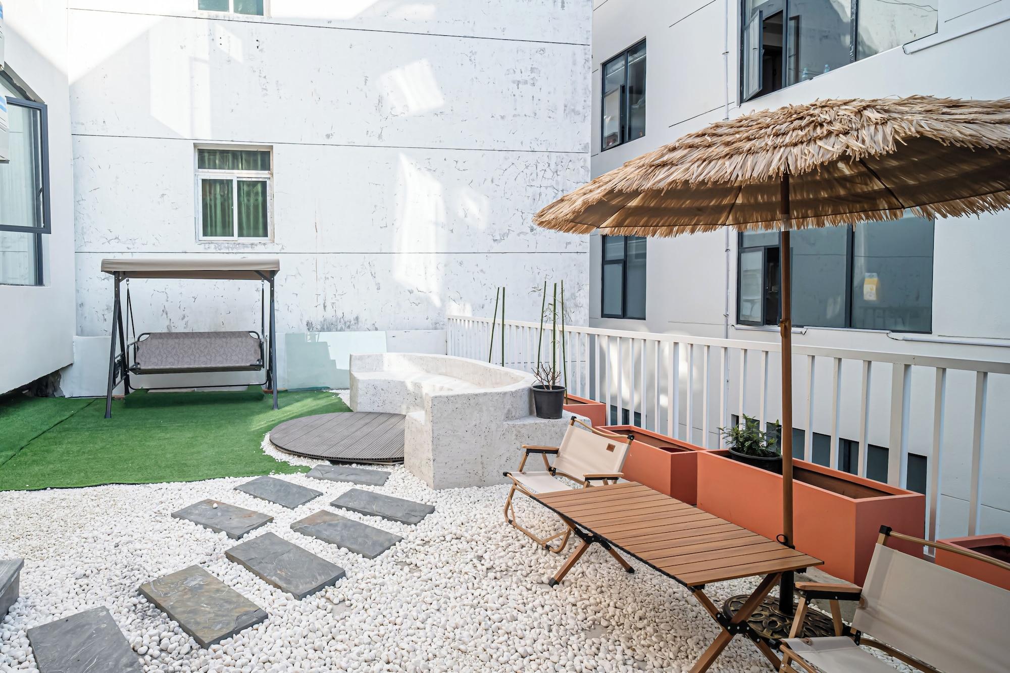 Varios Jingdezhen Ruchu Hostel - Tao Xichuan