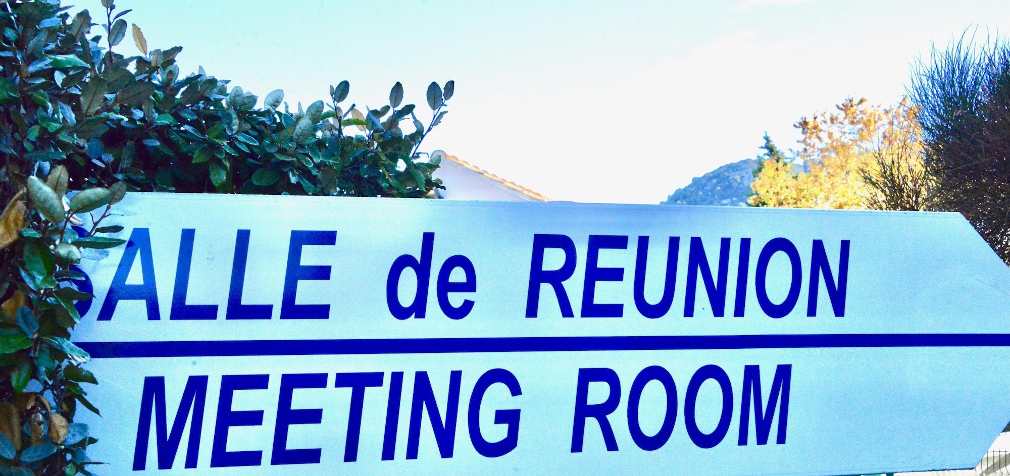 Sala de Reuniones Sure Hotel by Best Western Gemenos en Provence