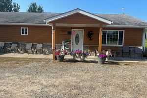 Alojamiento - Lakeroad Lodge Motel & Charters