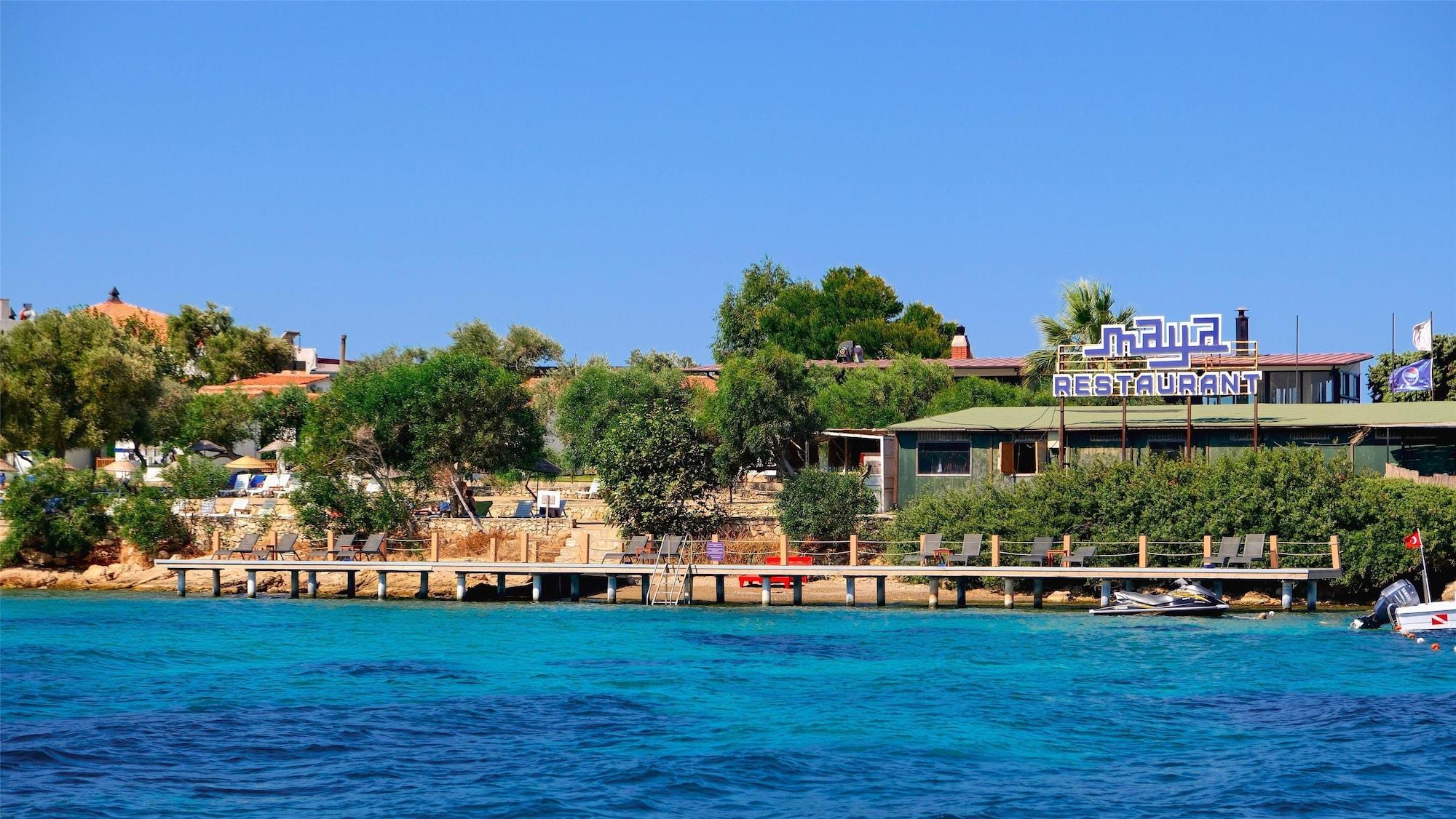 Vista Exterior Maya Bistro Hotel Beach