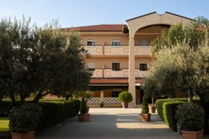 Alojamiento - Madama club village