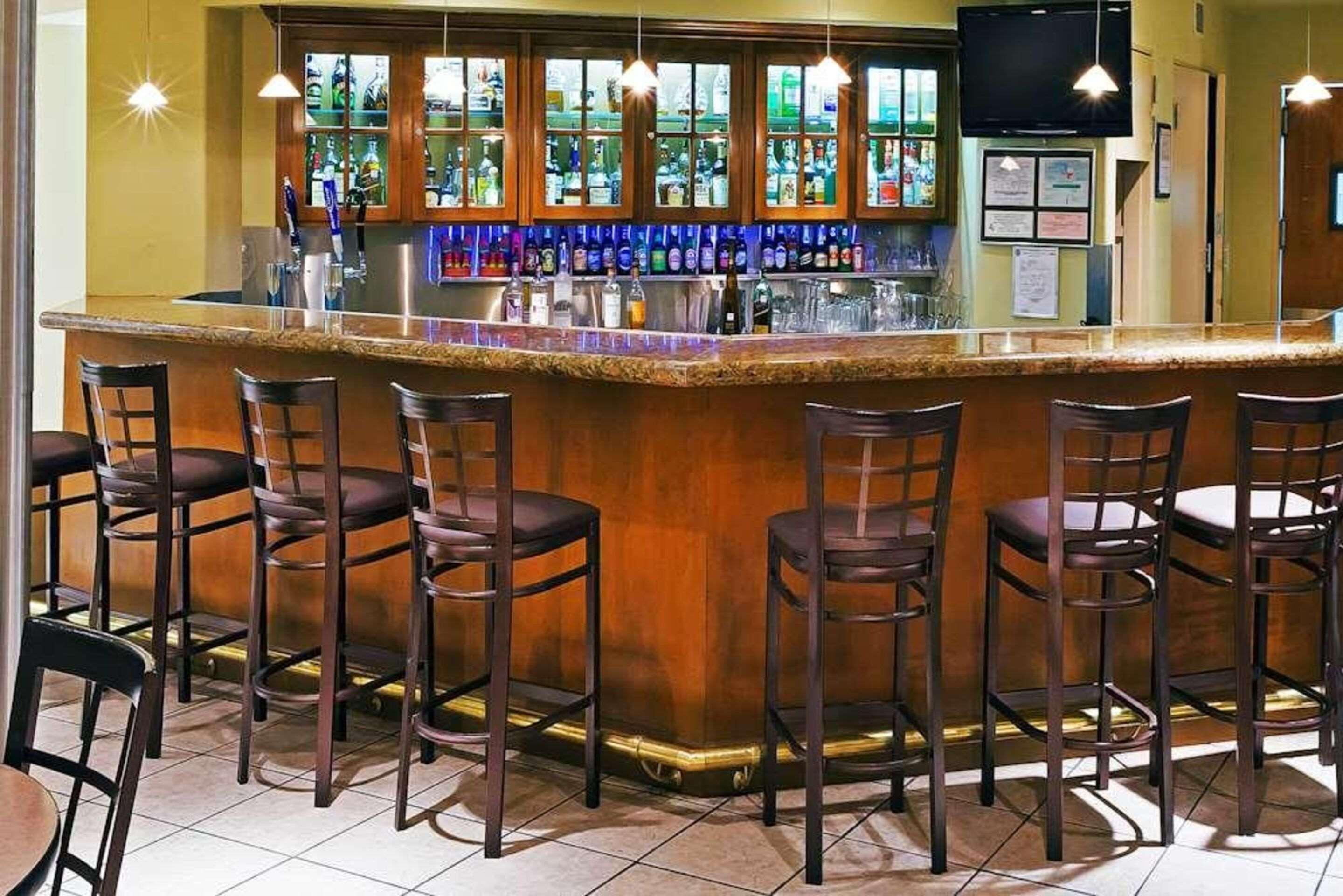 Bar/Salón Radisson Hotel El Paso Airport