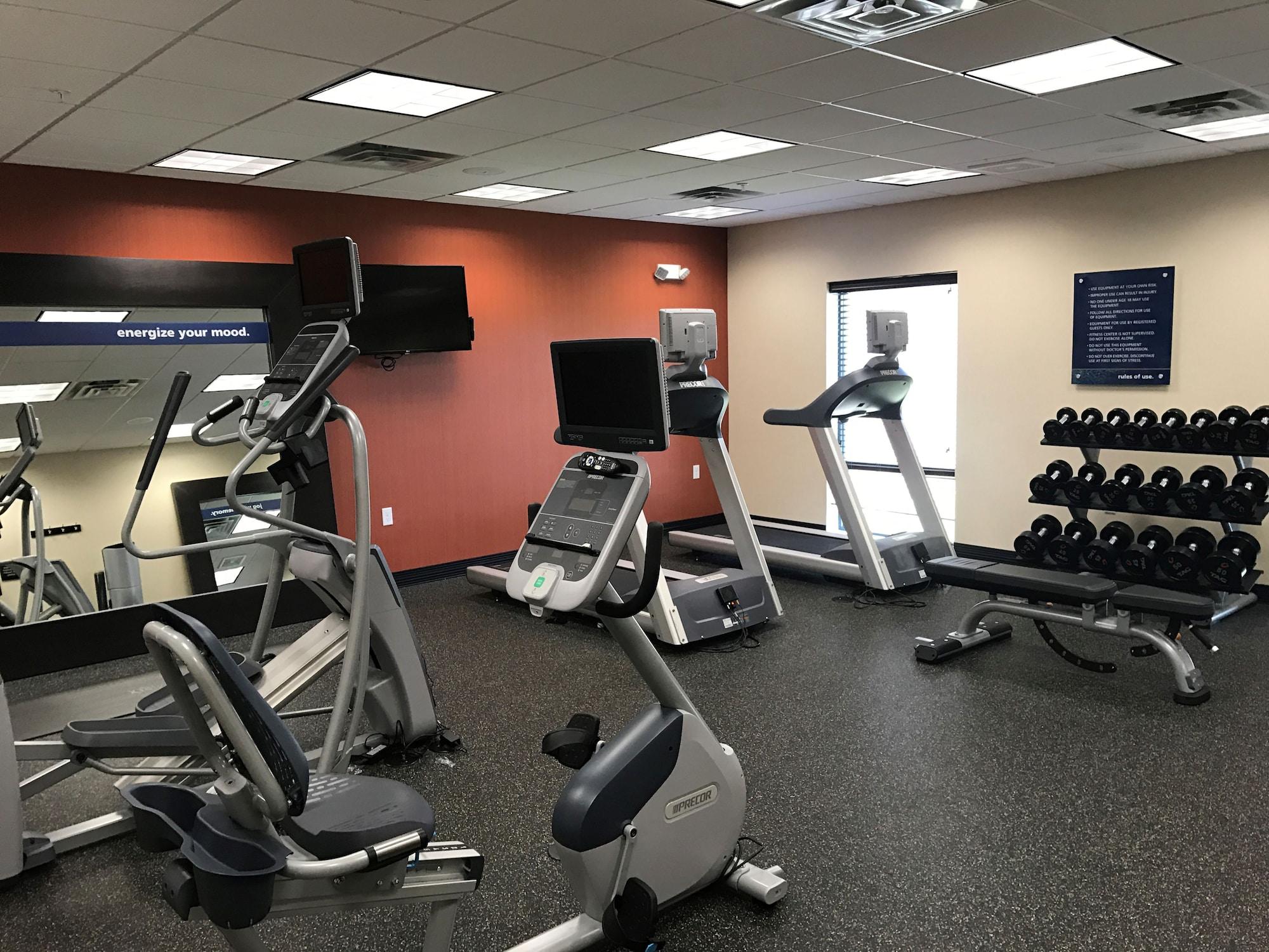 Gimnasio Hampton Inn & Suites Moore