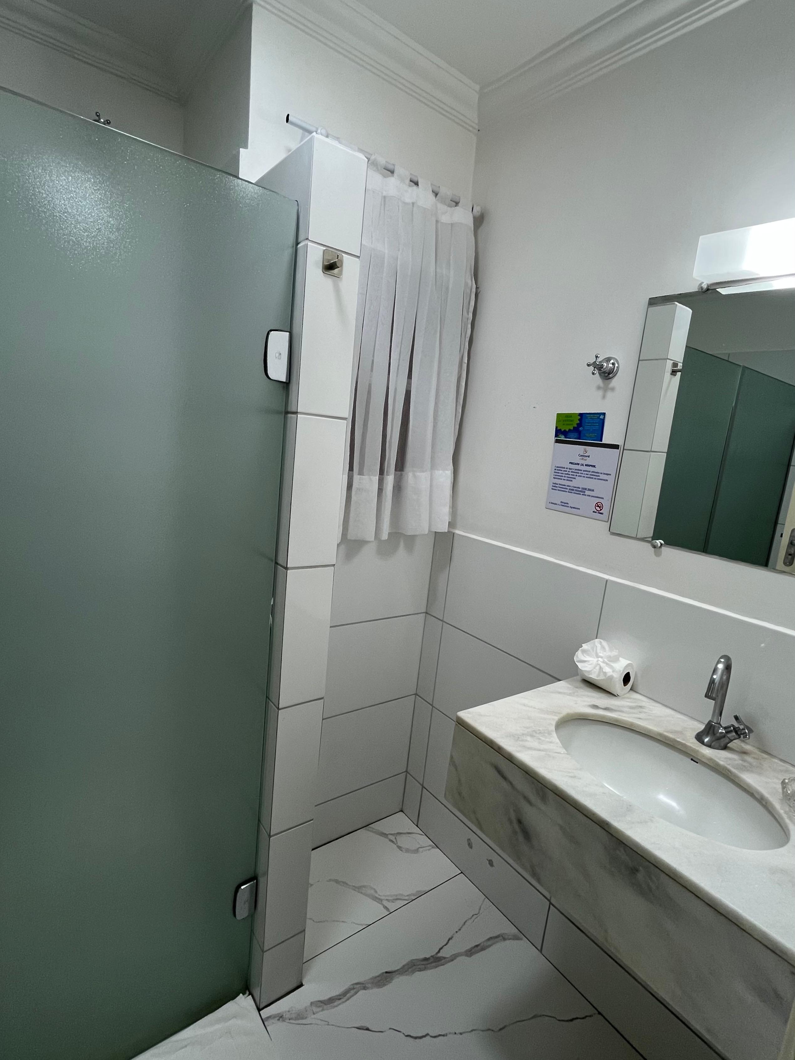 Equipamiento de Habitación Hotel Concord