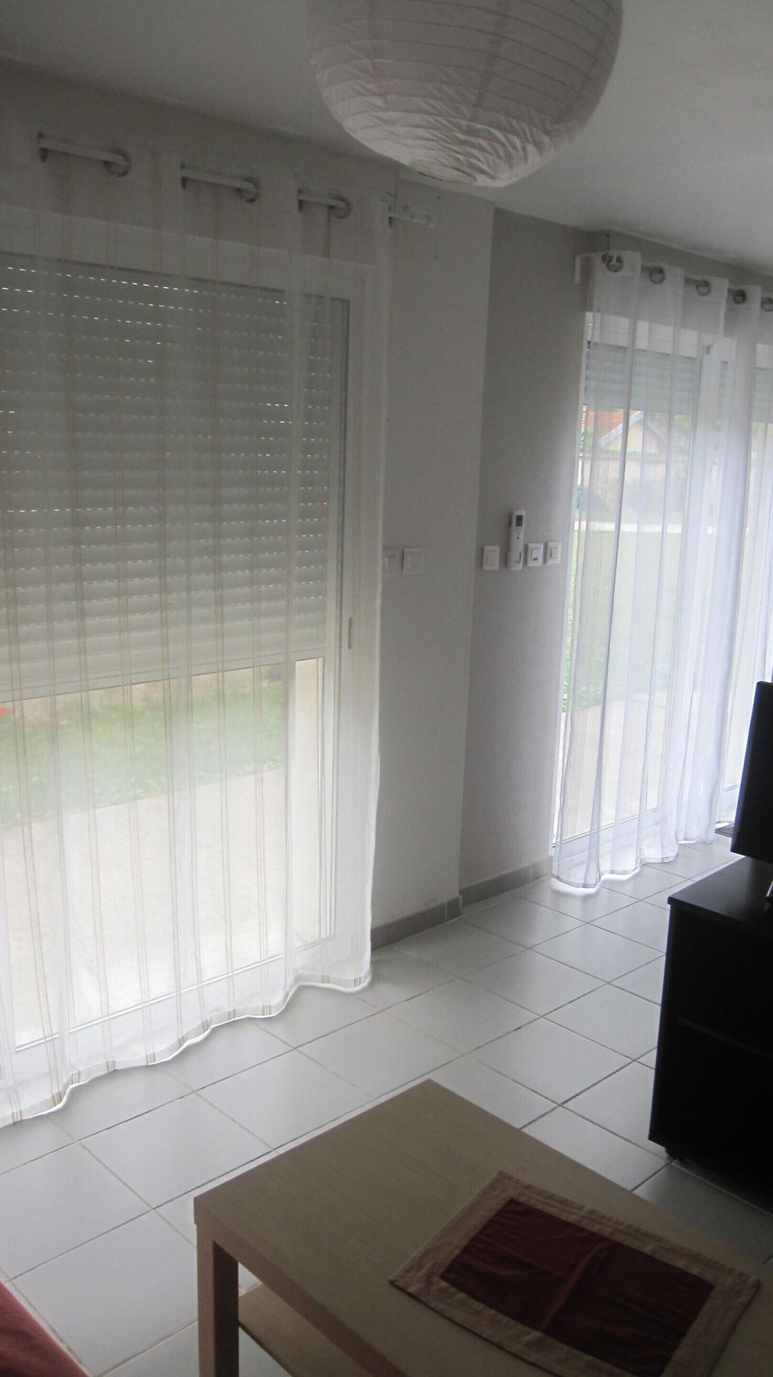 Bar/Salón La Coutrotte Becquine