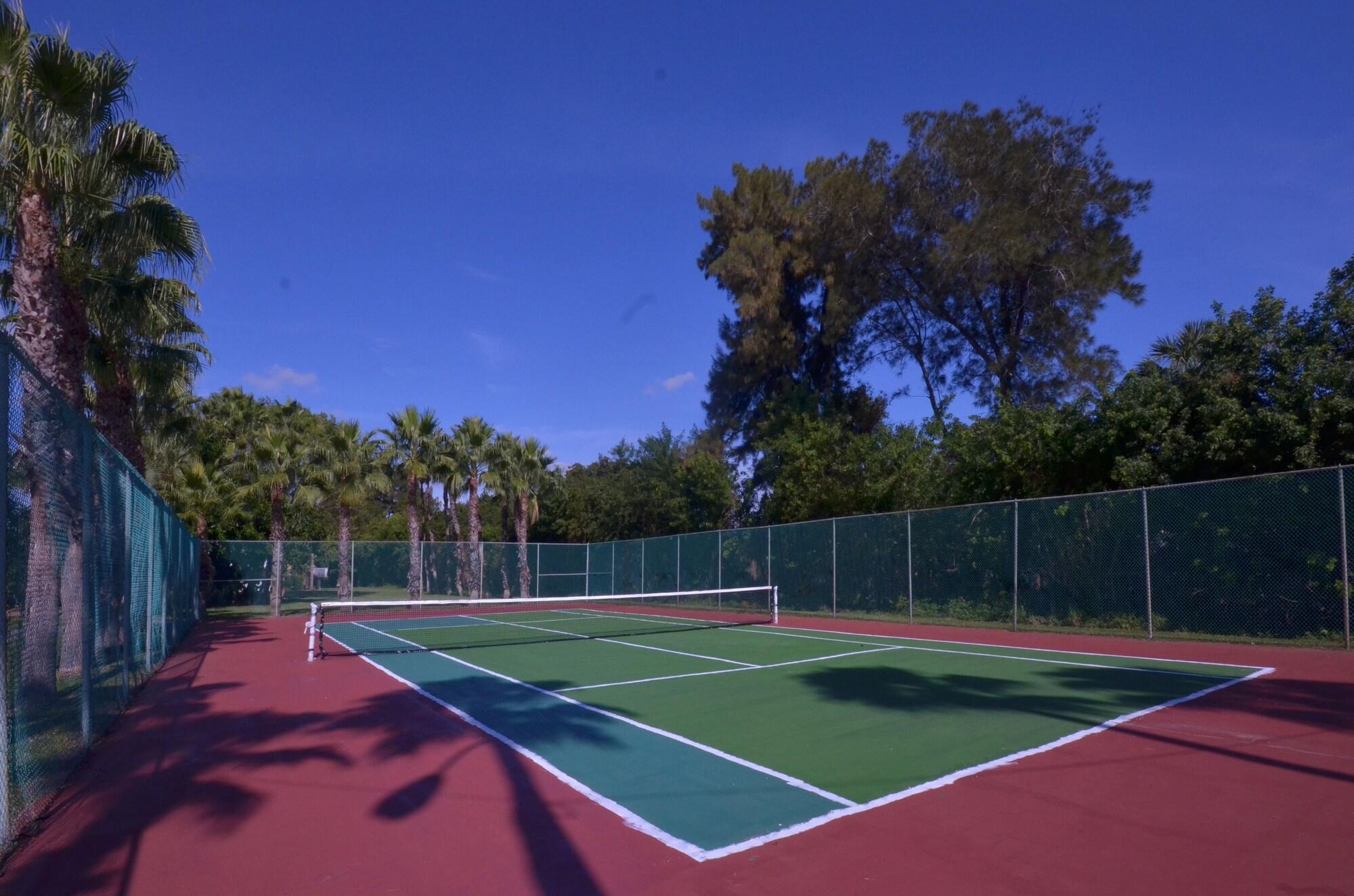 Instalaciones Recreativas Island Hotel of the Space Coast