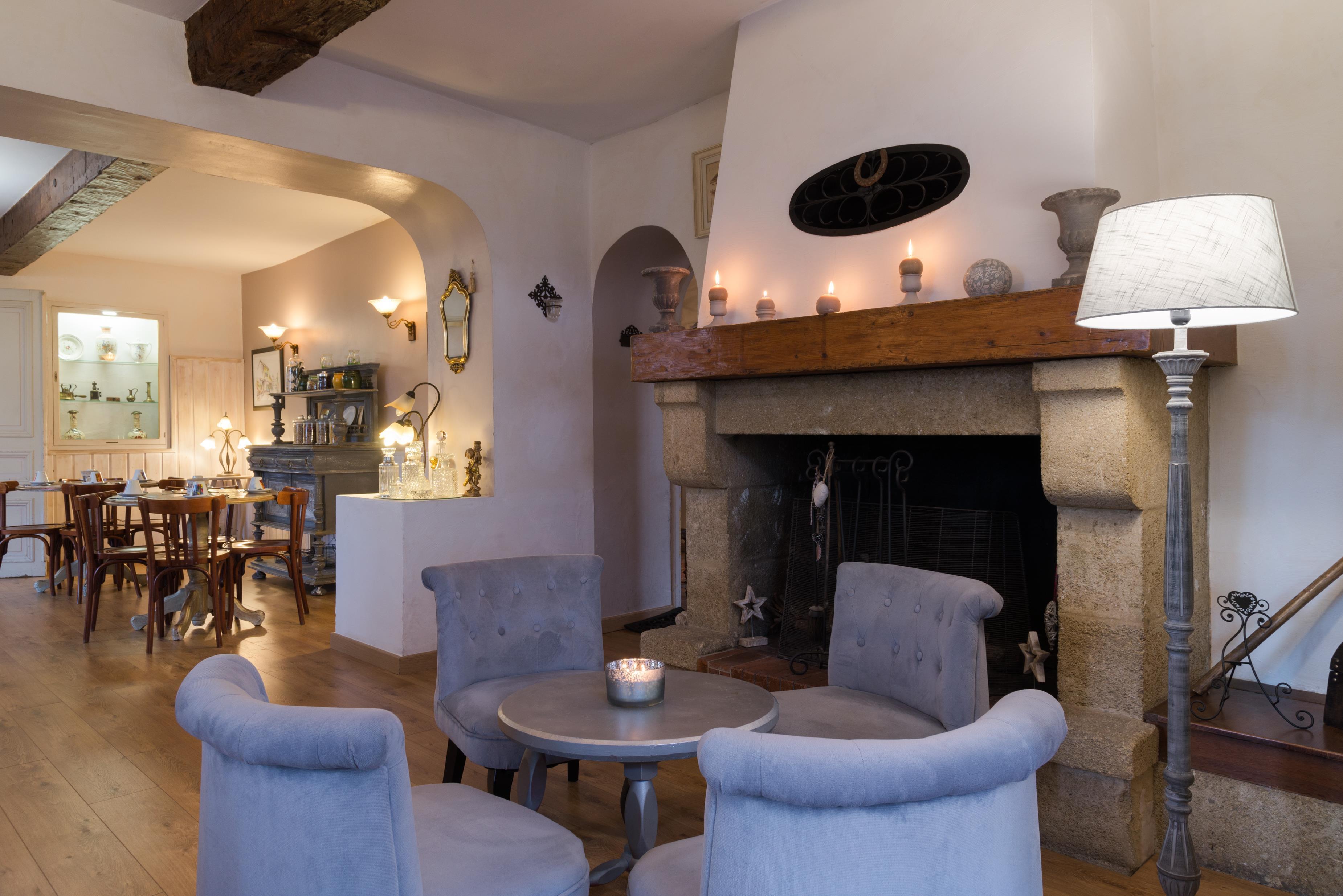 Bar/Salón The Originals City, Hôtel du Parc, Avignon Est