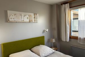 Alquiler Vacacional - 150 metres from the beach, wooden family home, sea view, GR34