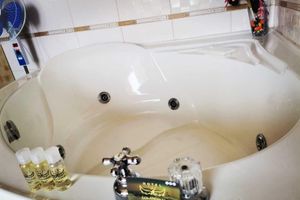 Alojamiento - HOTEL LOS ANGELES