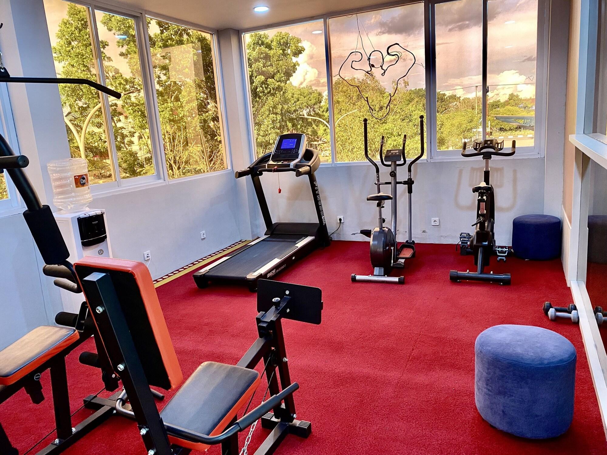 Gimnasio Best Western Batang Garing