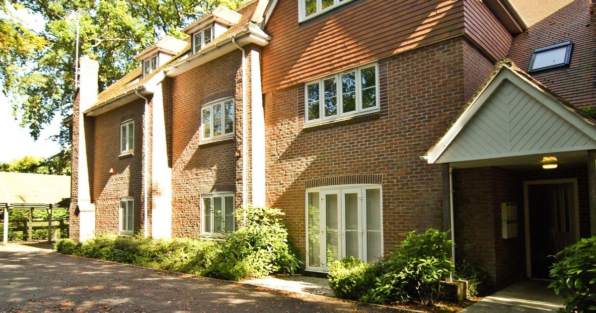 Room and Roof Southampton Apartments, Southampton Best Day