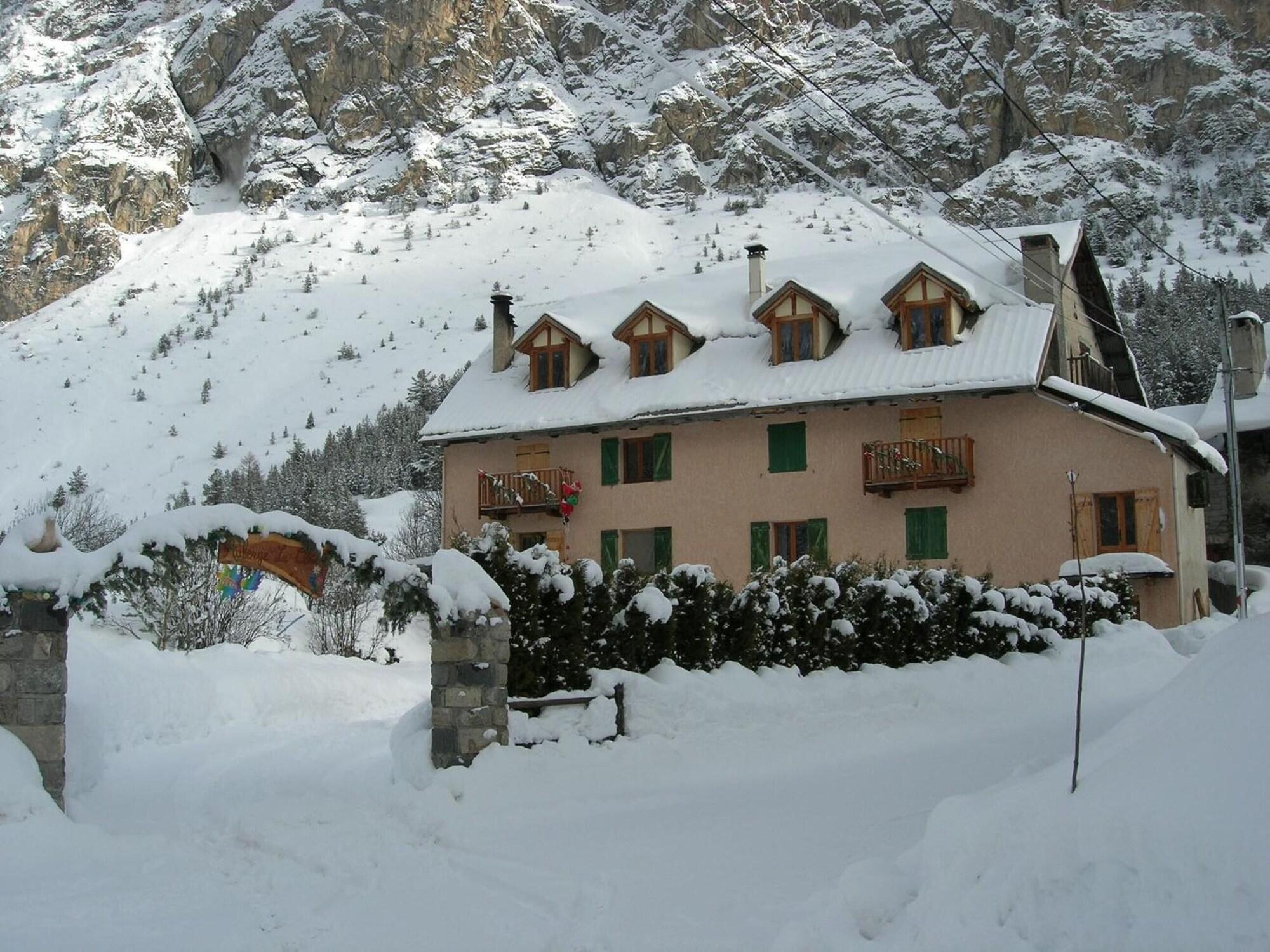 Vista Exterior Auberge La Cleida