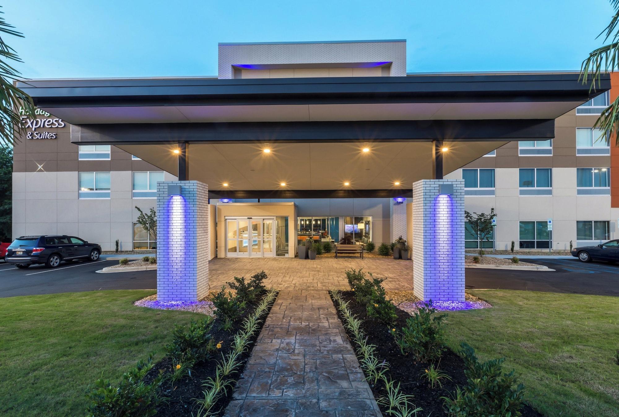 Vista Exterior Holiday Inn Express & Suites Greenville S- Piedmont by IHG