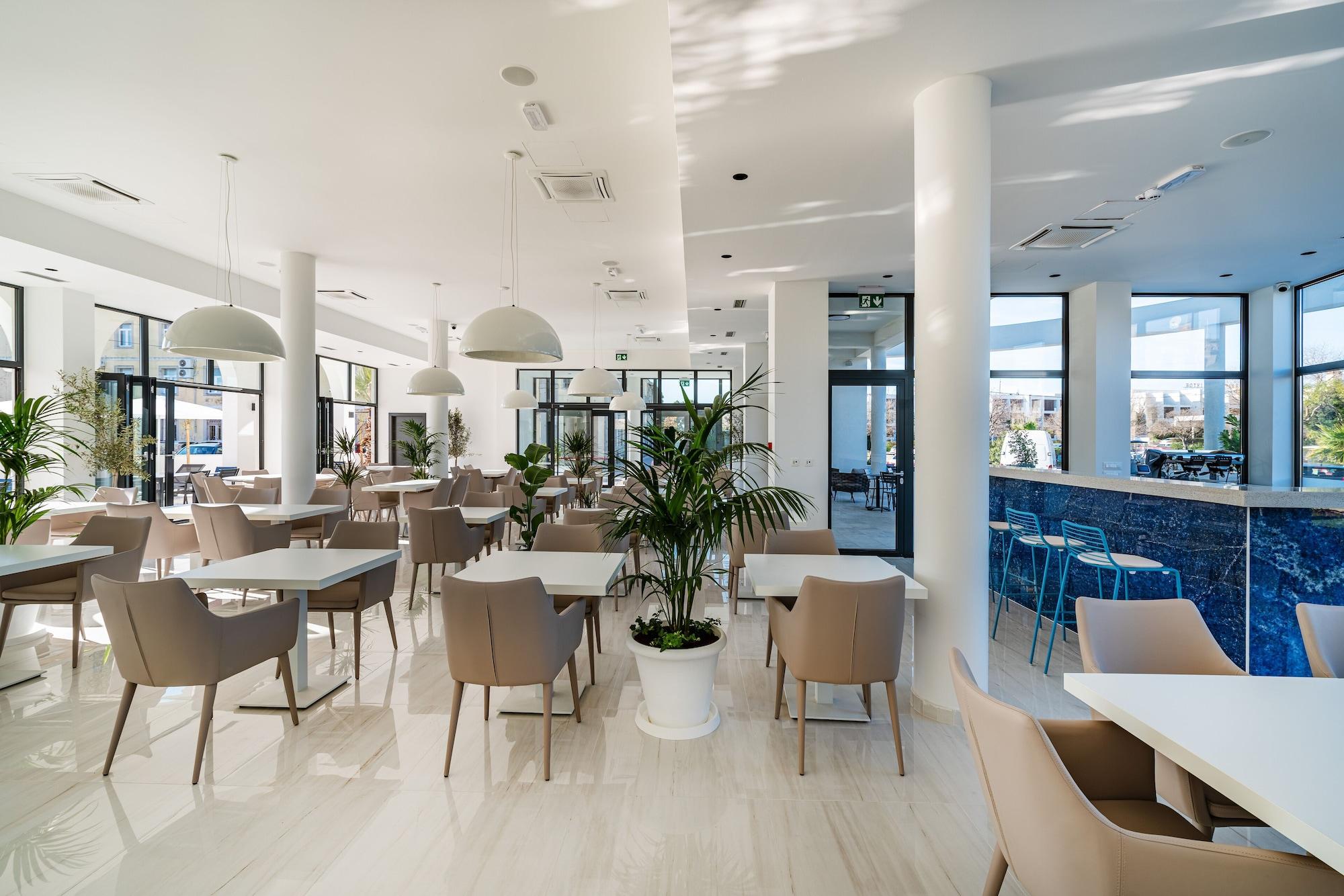 Restaurant Miramare Hotel Zadar
