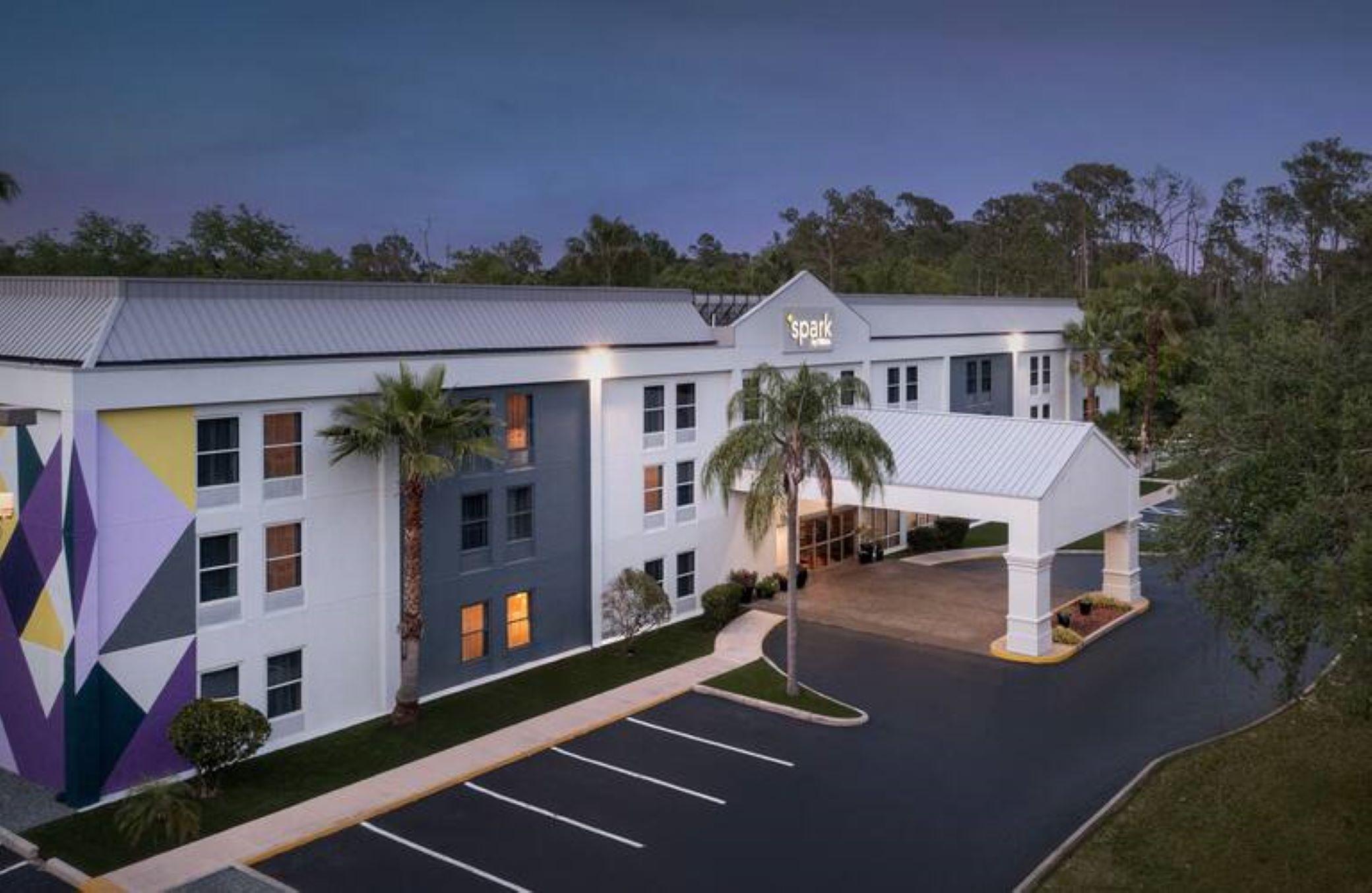 Vista Exterior Spark by Hilton Tampa Brandon